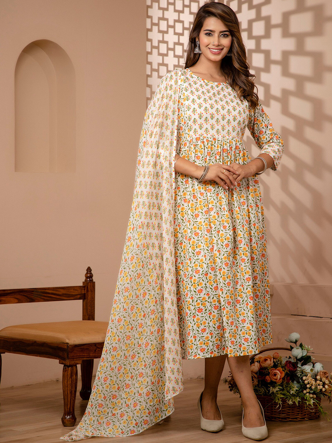 

Mialo fashion Floral Printed Maternity Kurta With Dupatta, Yellow