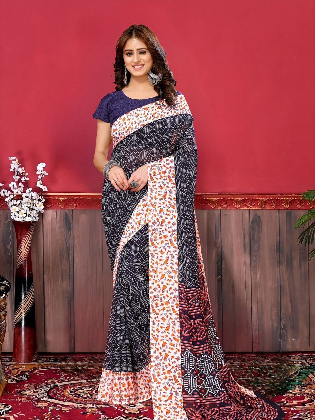 

MAGMINA Geometric Printed Saree, Blue