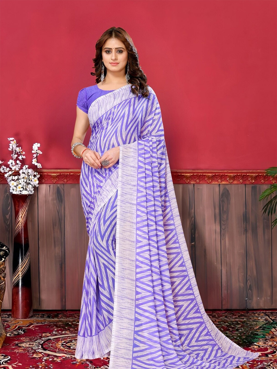 

MAGMINA Geometric Printed Pure Georgette Banarasi Saree, Blue