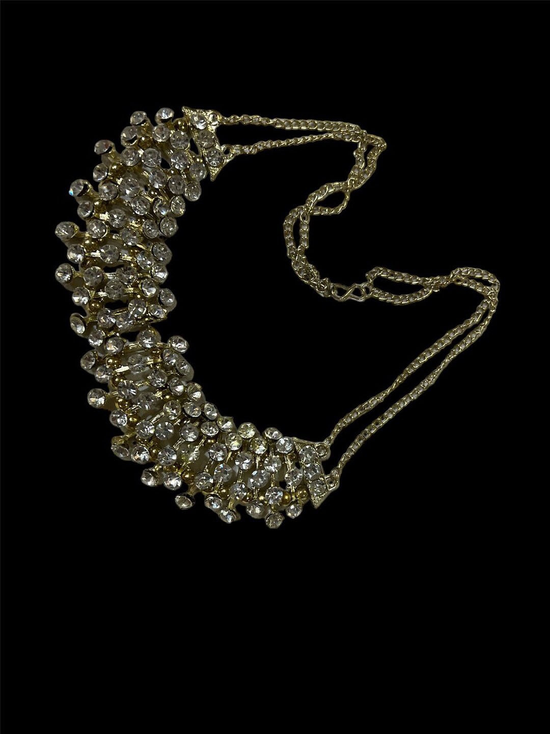 

VAGHBHATT Gold-Plated Stone-Studded Necklace