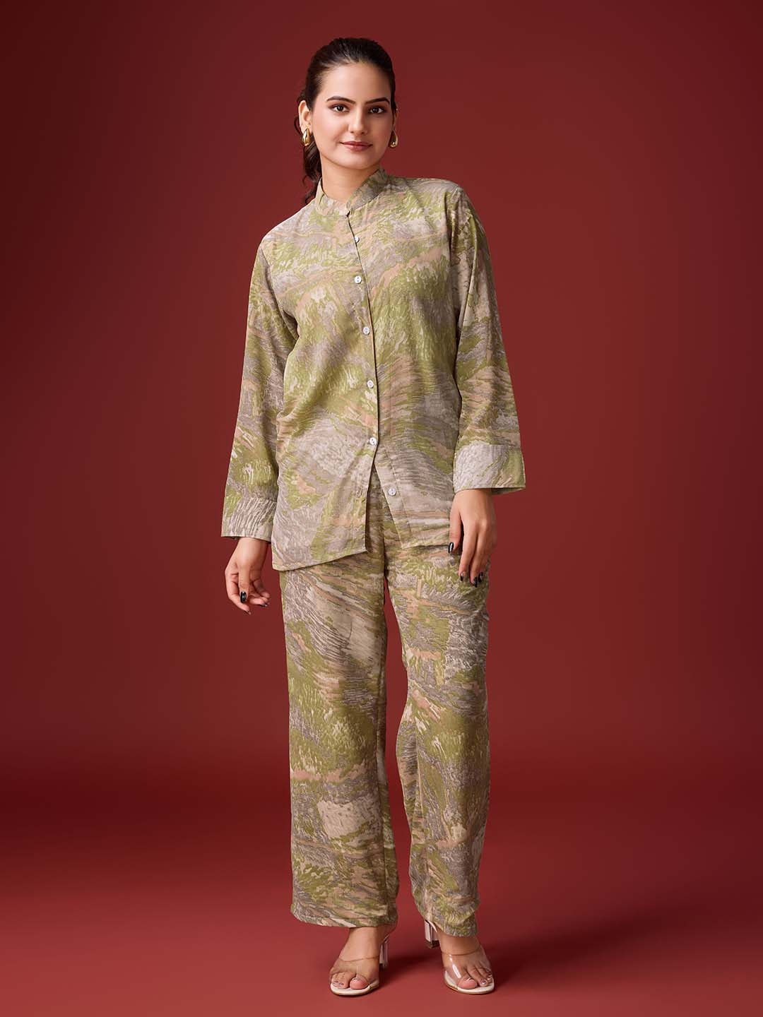 

HOUSE OF MIRA Abstract Printed Mandarin collar Shirt With Trouser, Green