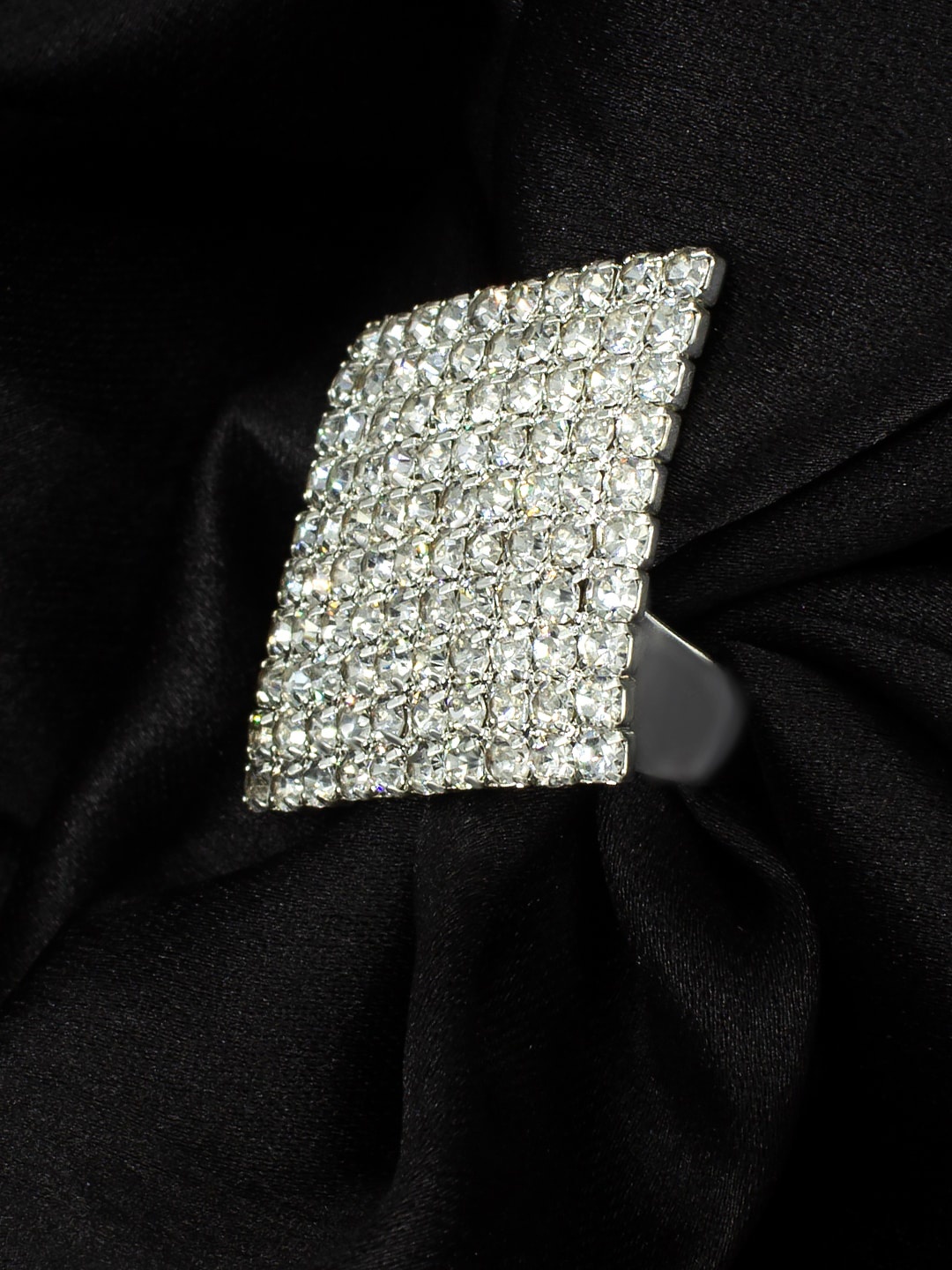 

PRIVIU Silver-Plated AD Studded Adjustable Ring