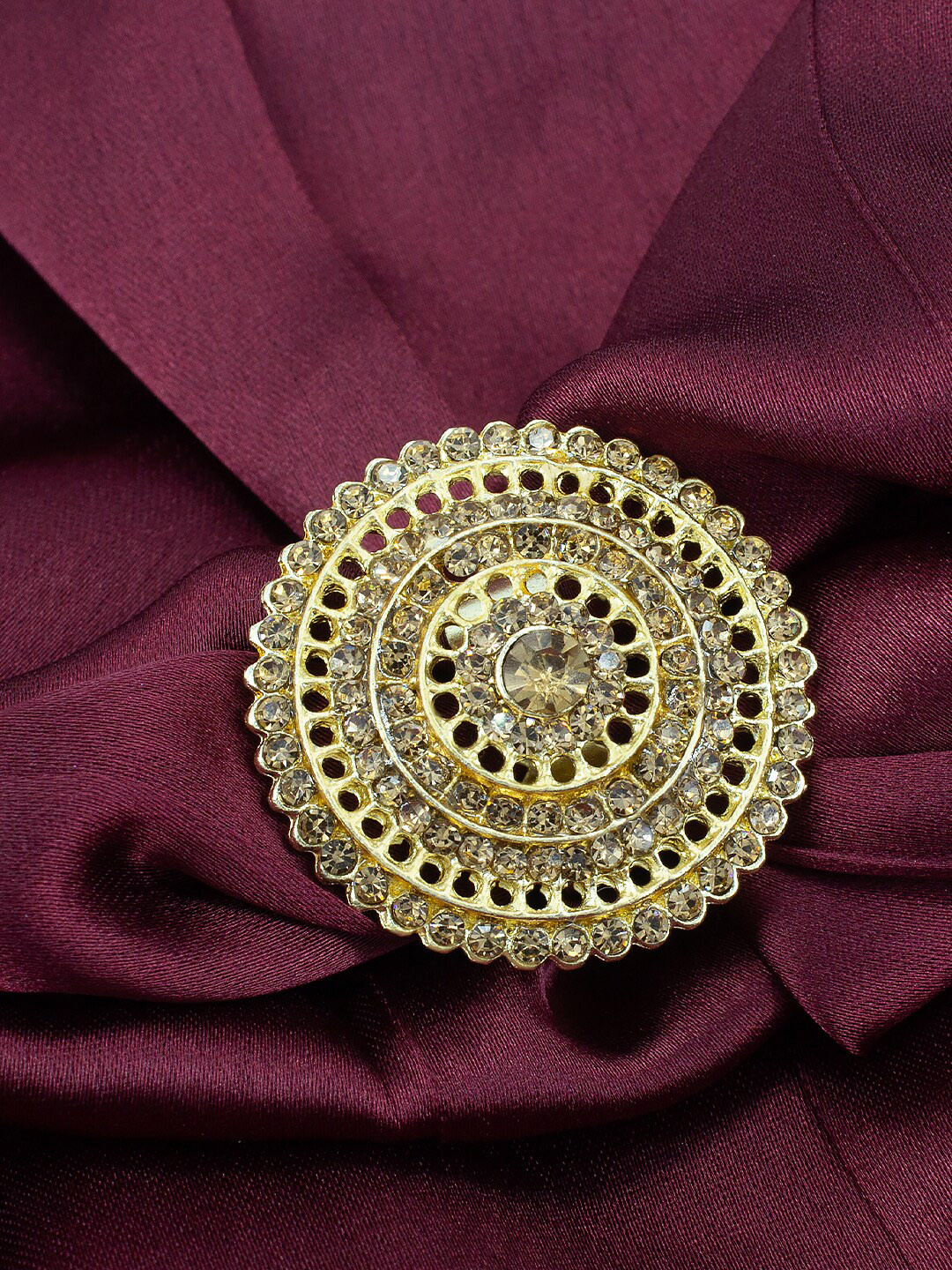 

PRIVIU Gold Plated AD Studded Finger Ring