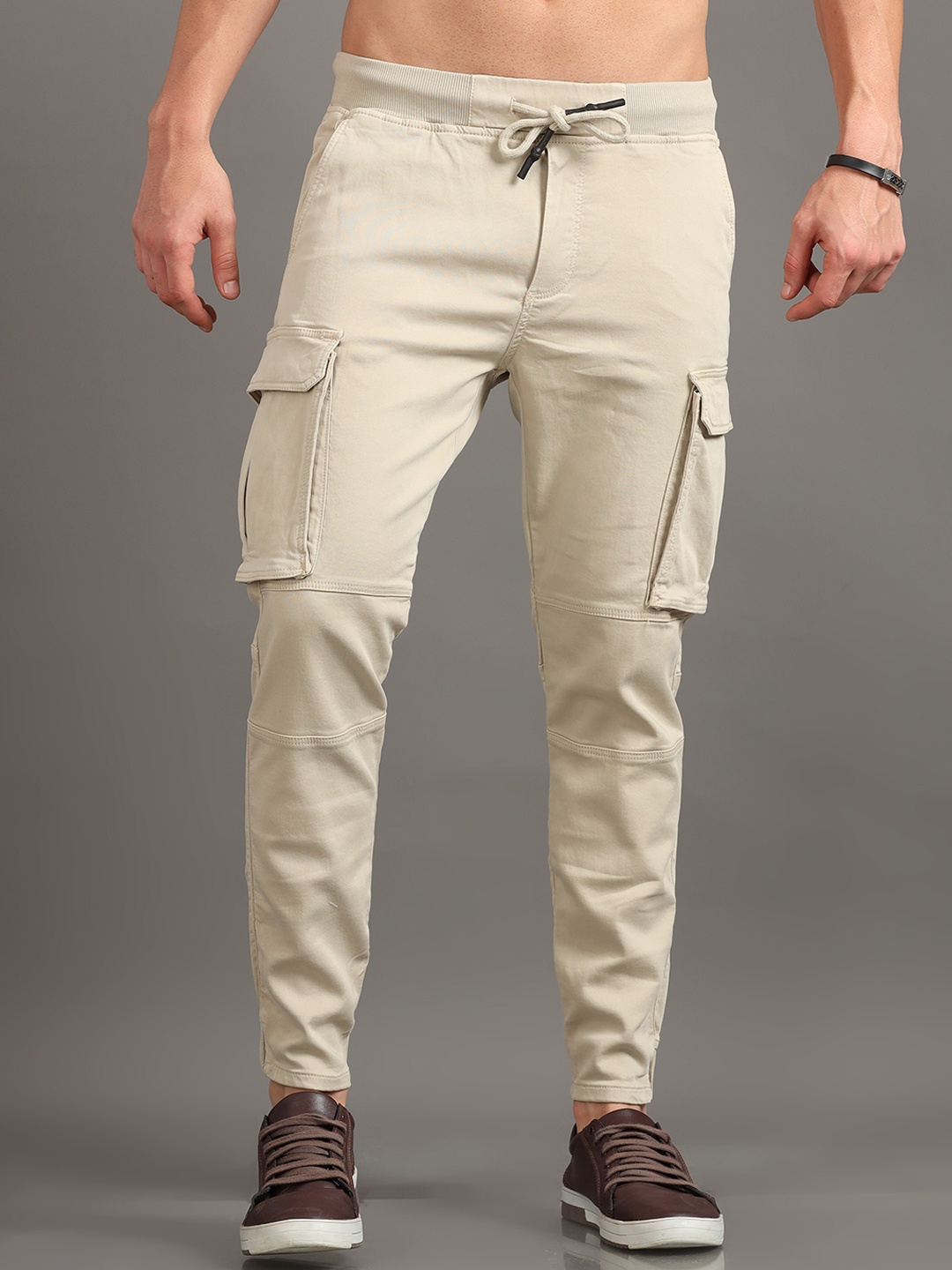 

HERE&NOW Men Beige Slim Fit Mid-Rise Cotton Joggers