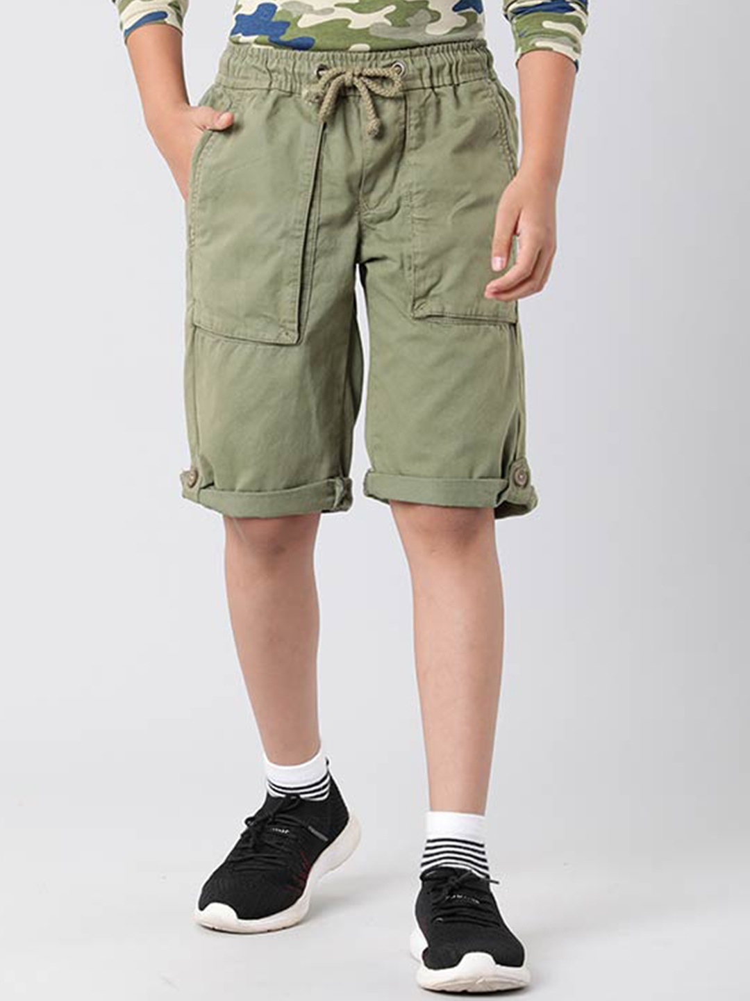 

Indian Terrain Boys Outdoor Regular Shorts, Green