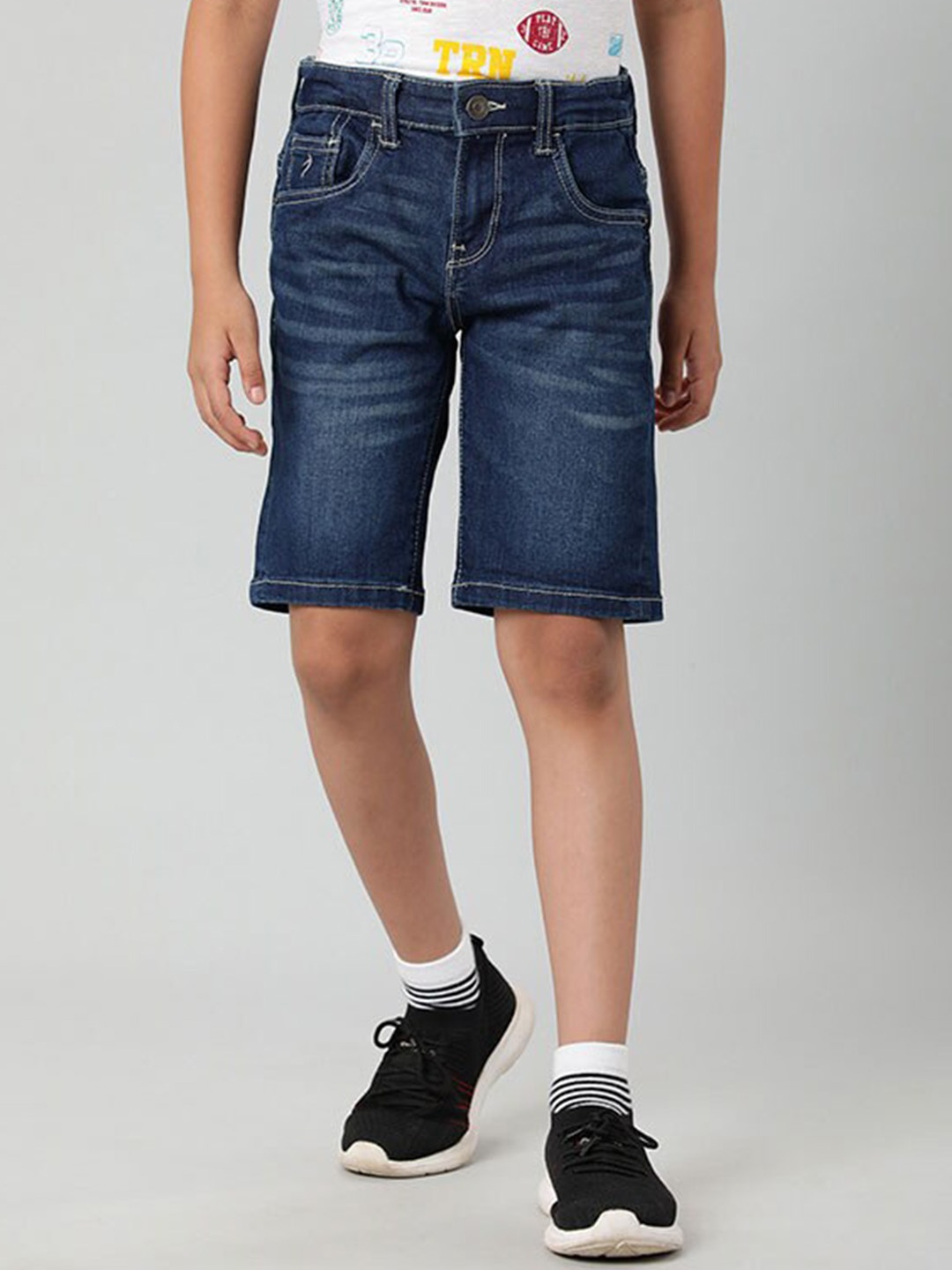 

Indian Terrain Boys Washed Mid-Rise Denim Shorts, Blue