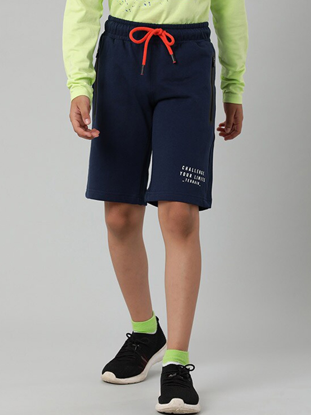 

Indian Terrain Boys Mid-Rise Pure Cotton Shorts, Navy blue