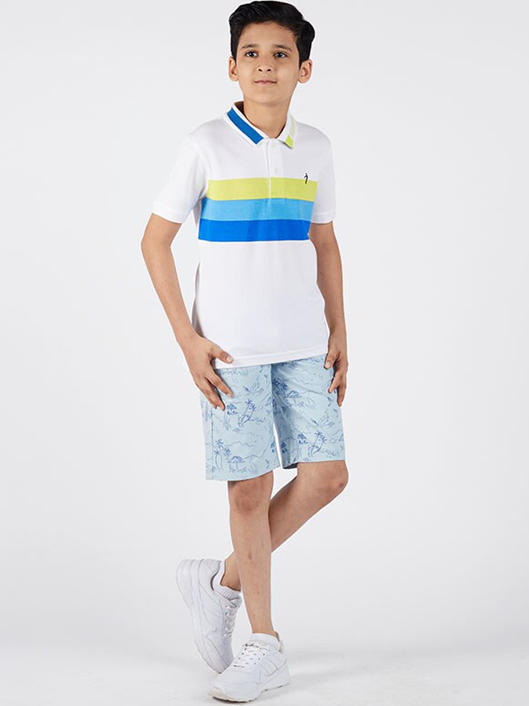 

Indian Terrain Boys Printed Mid Rise Above Knee Length Shorts, Blue