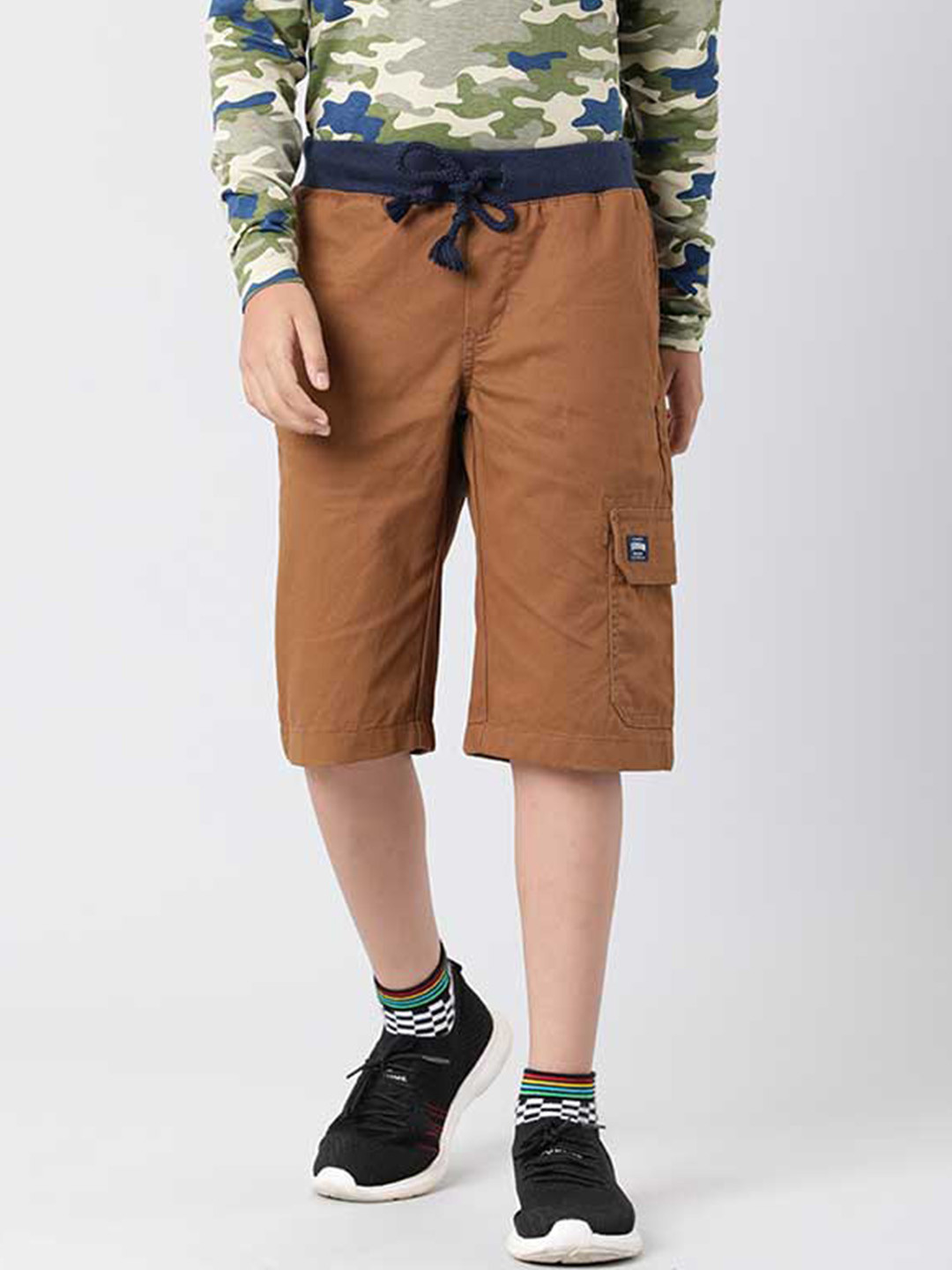 

Indian Terrain Boys Mid Rise Knee Length Shorts, Brown