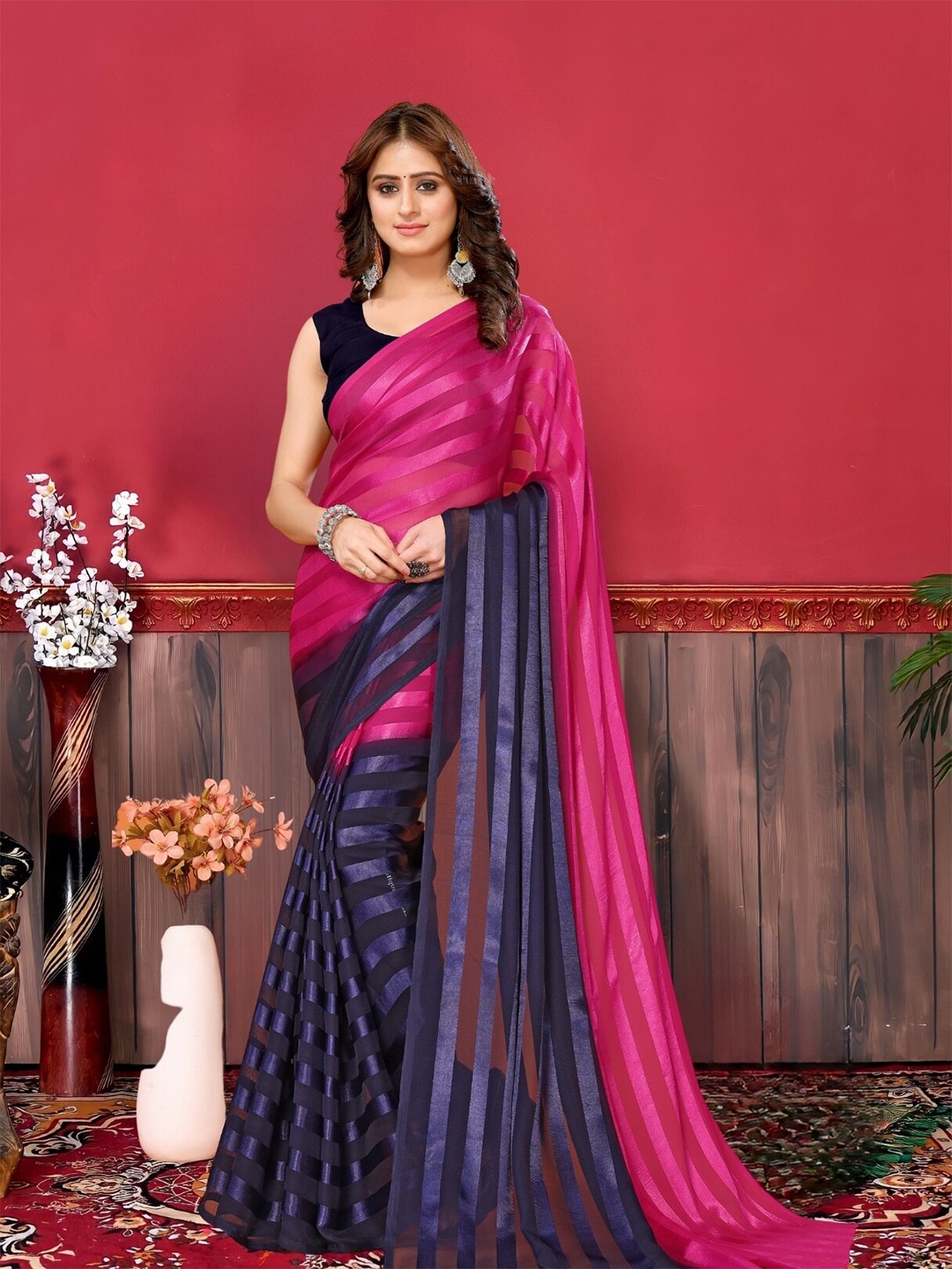 

MAGMINA Striped Woven Design Saree, Pink
