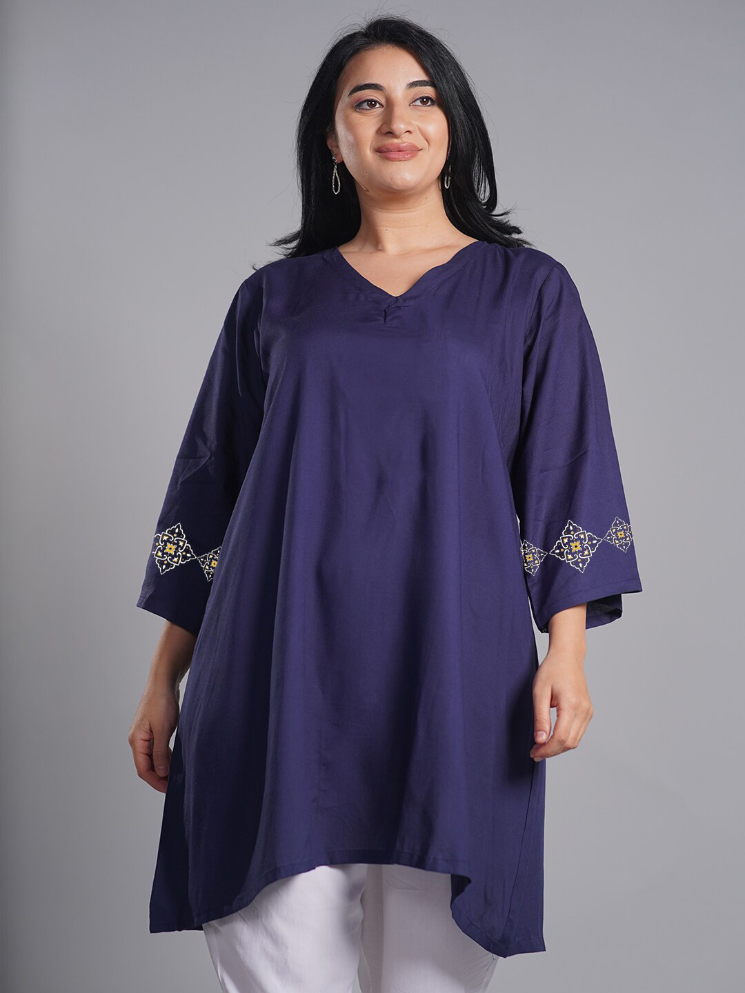 

LetsDressUp Printed A-Line Bell Sleeves Kurta, Navy blue