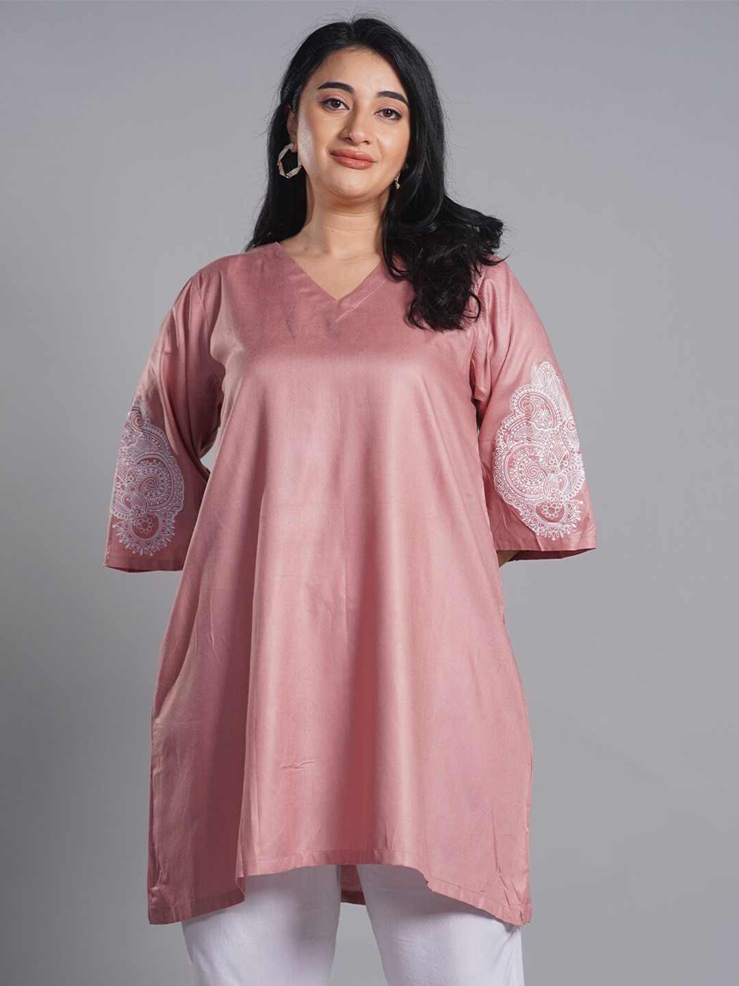 

LetsDressUp Plus Size Printed V-Neck Three-Quarter Flared Sleeves Kurti, Rose