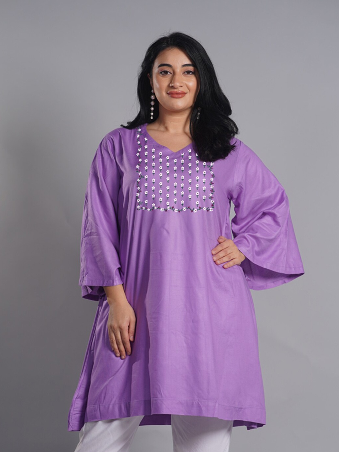 

LetsDressUp Floral Printed Yoke Design Bell Sleeves Kurta, Lavender