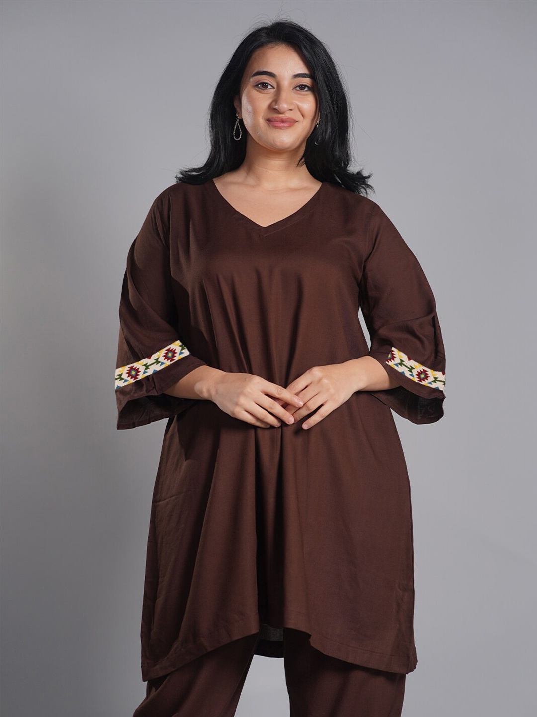 

LetsDressUp PLus Size Floral Printed V-Neck Bell Sleeves A-Line Kurta, Brown