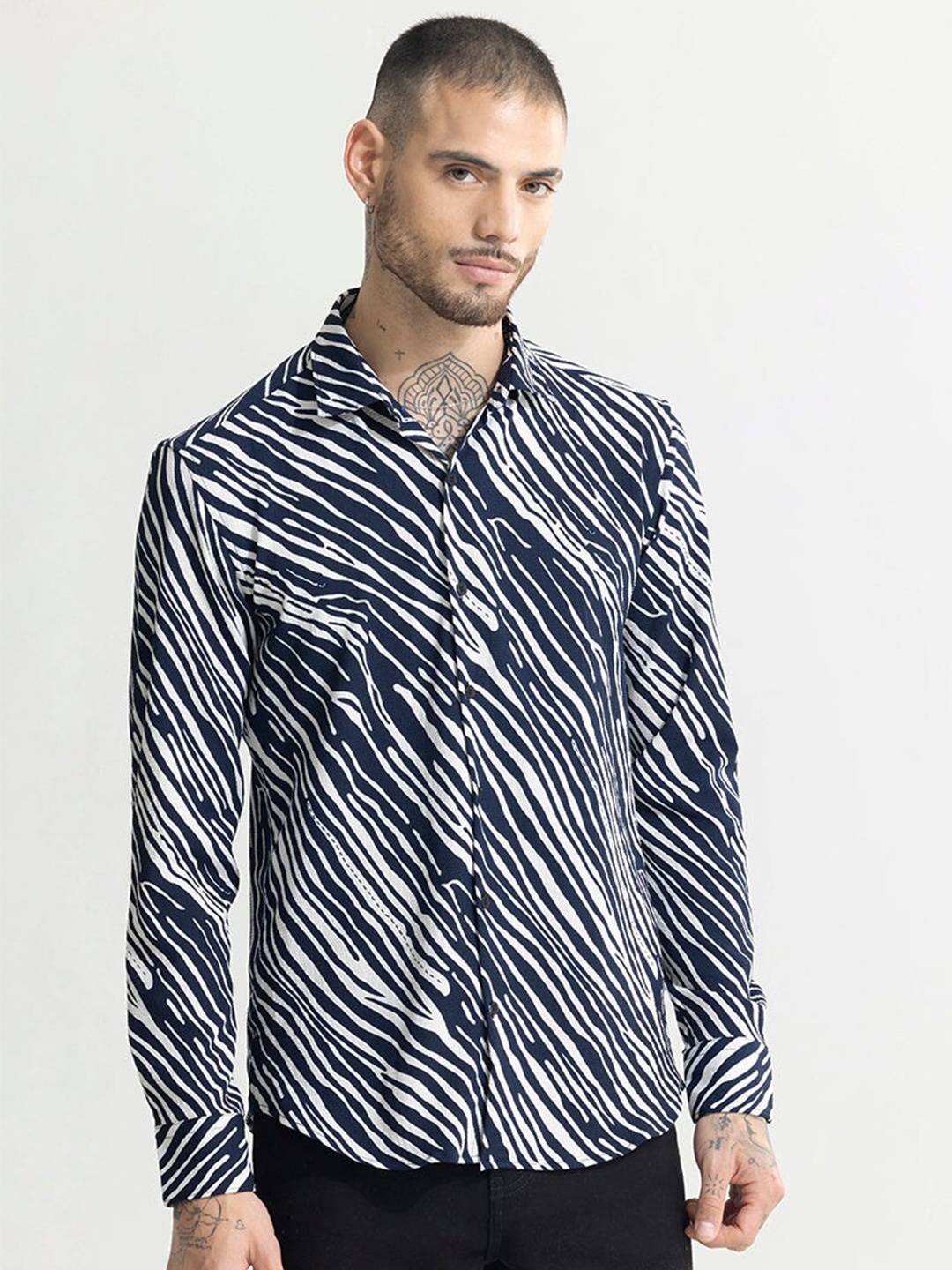 

Snitch Classic Slim Fit Stripe Printed Cotton Casual Shirt, Navy blue