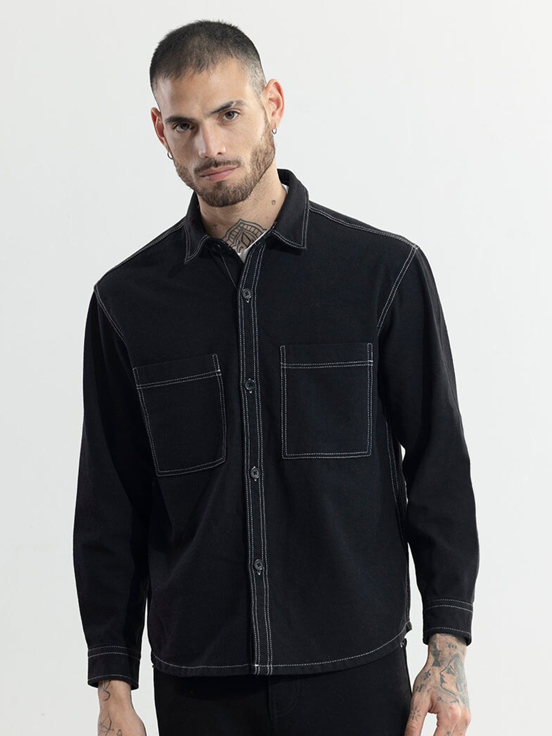 

Snitch Spread Collar Classic Cotton Boxy Casual Shirt, Black