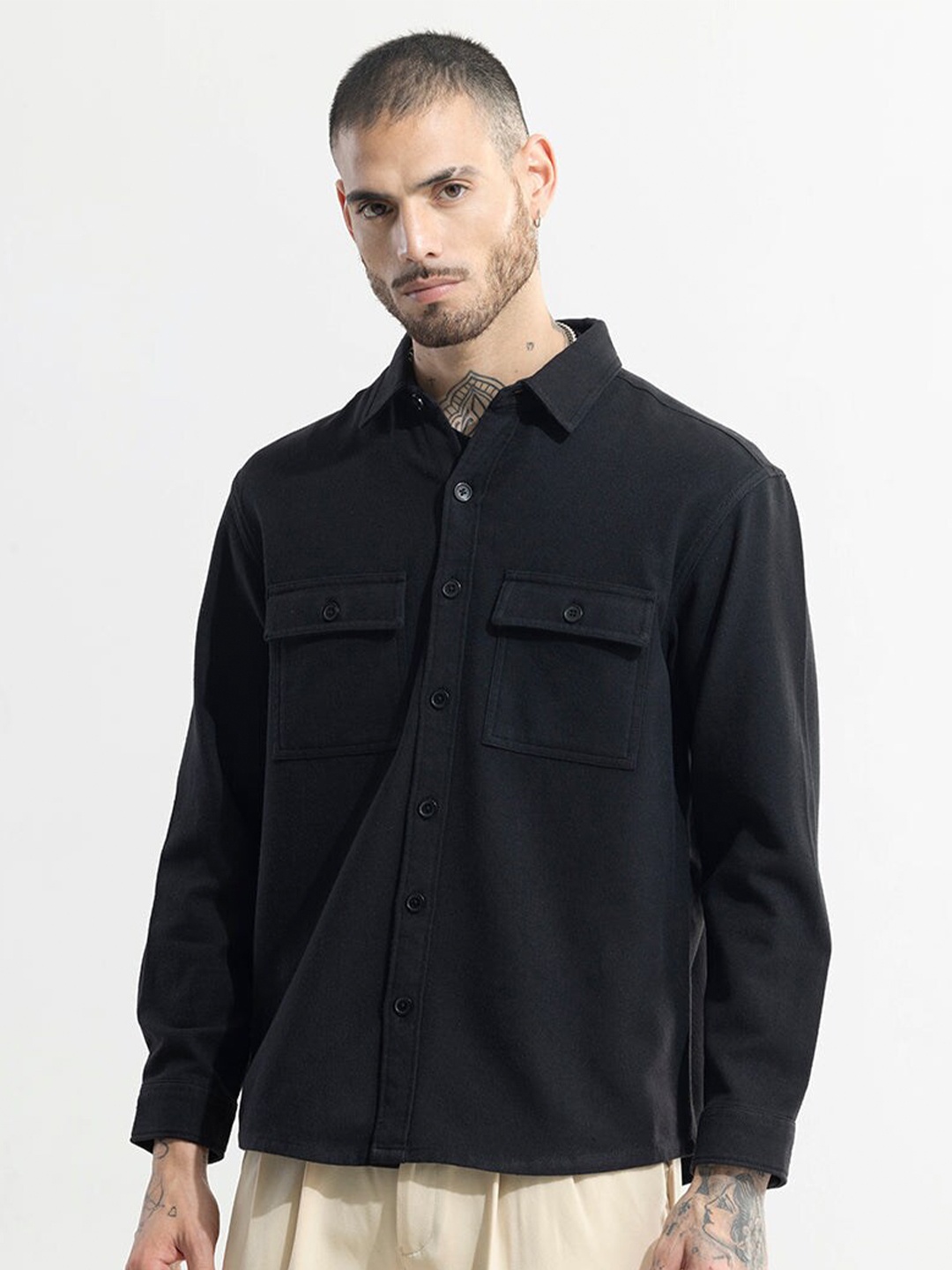 

Snitch Black Spread Collar Classic Cotton Boxy Fit Casual Shirt