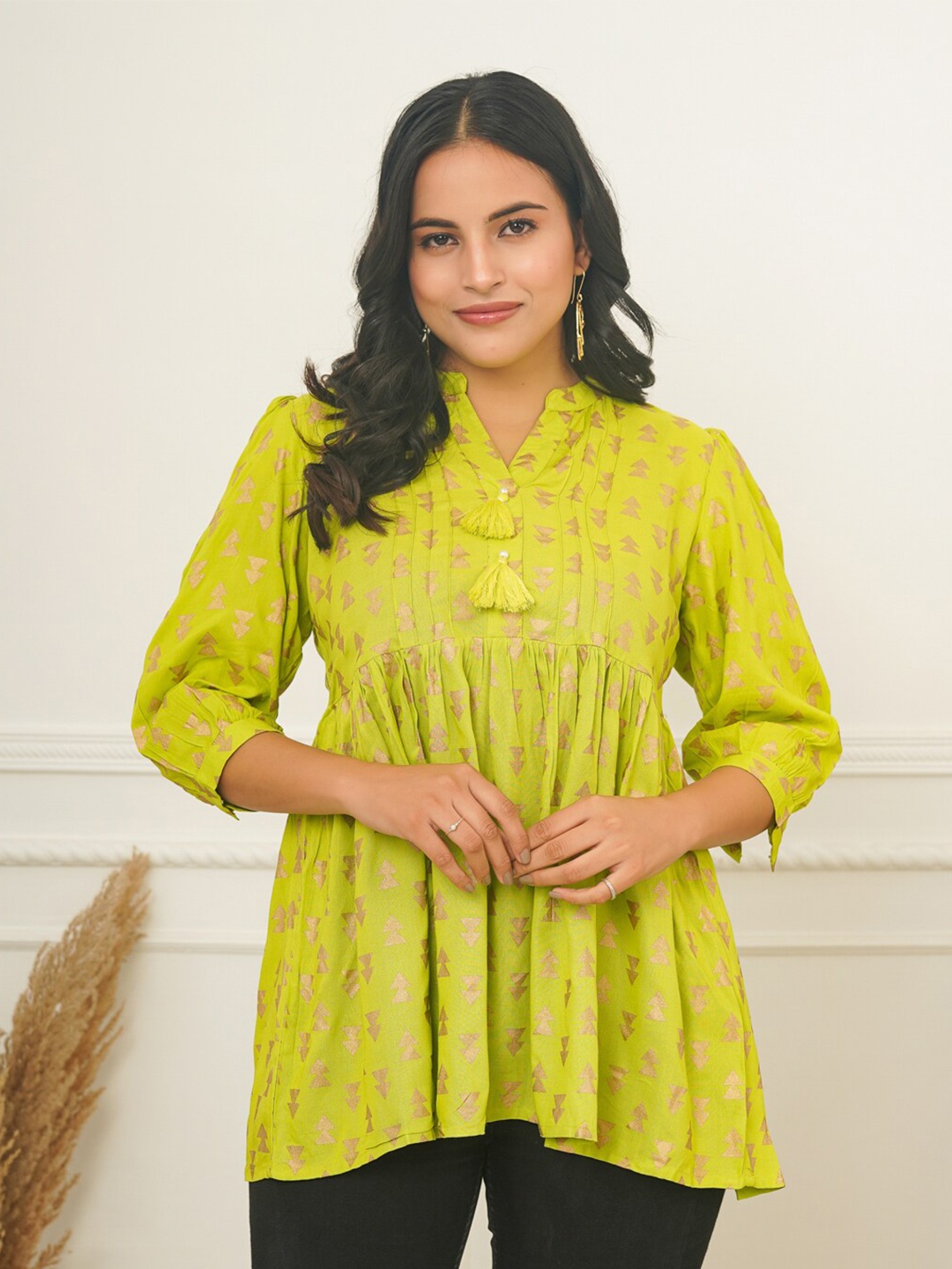 

Adveta Geometeric Print Mandarin Collar Puff Sleeve Cotton Peplum Top, Green