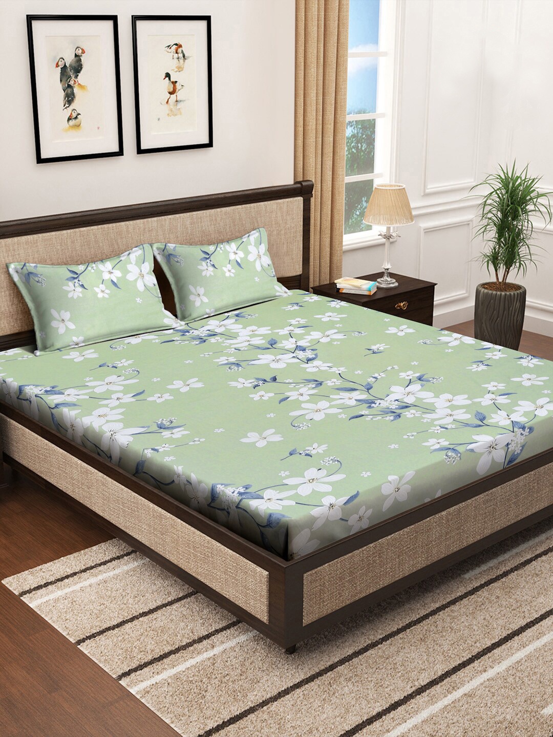 

KLOTTHE Green & White Printed 400 TC Pure Cotton Double Bedsheet Set