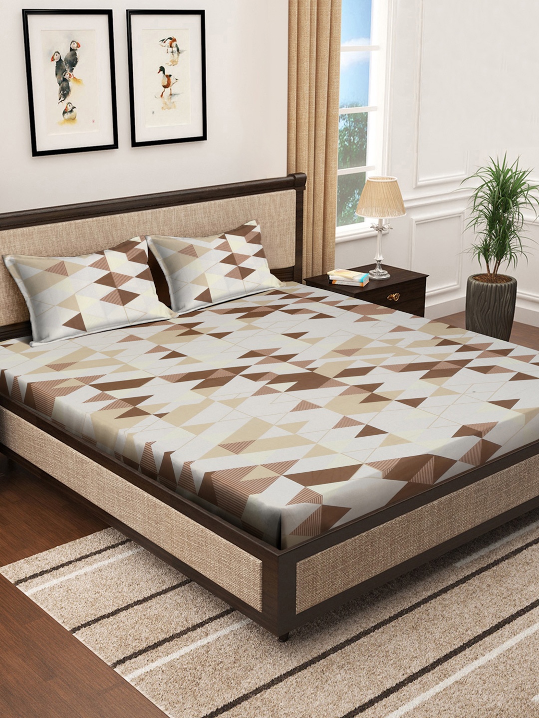 

KLOTTHE Brown & Beige Printed 130 GSM Double King Bedsheet with 2 pillow cover