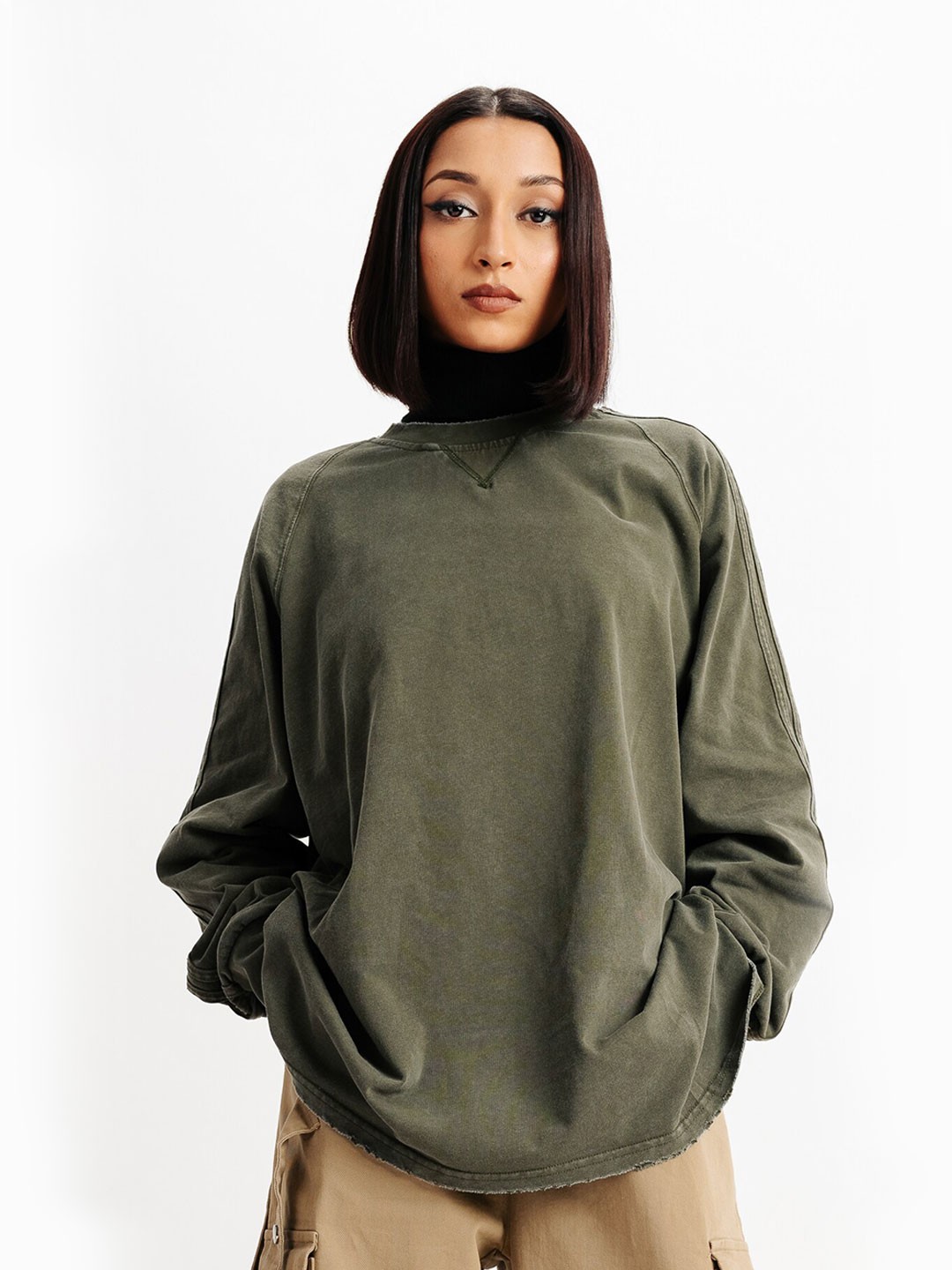 

FREAKINS Raglan Sleeves Longline Oversized T-shirt, Olive