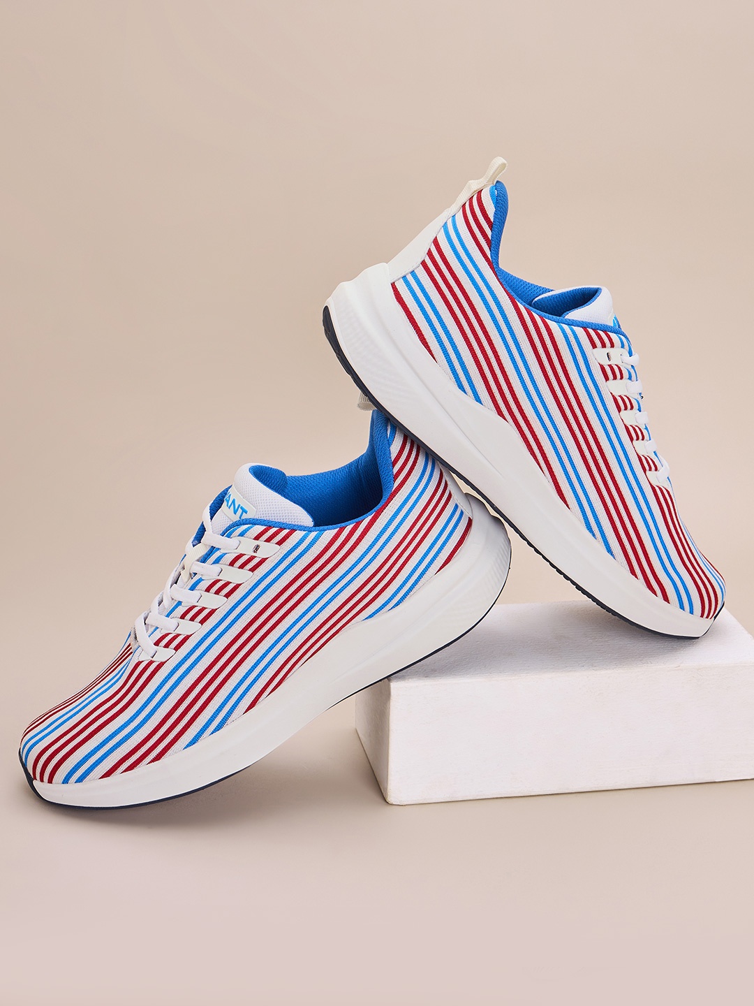 

Avant Men Striped Lace-Up Bi-Strip Running Shoes, White