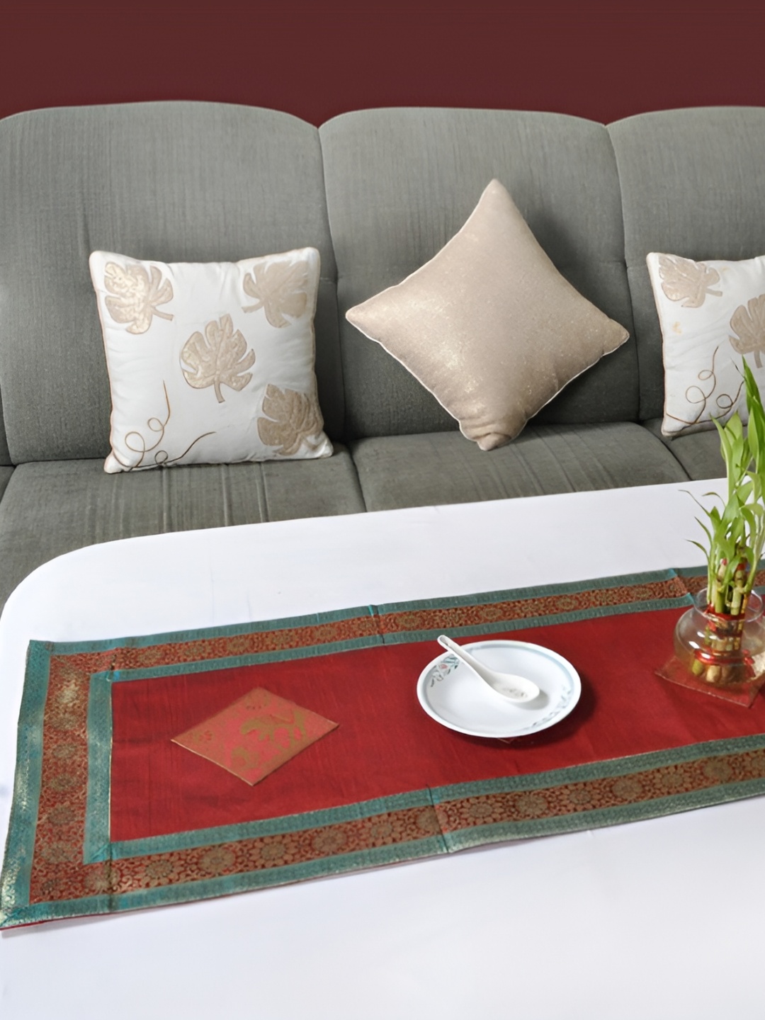 

Lal Haveli Maroon & Green Floral Printed Table Runner