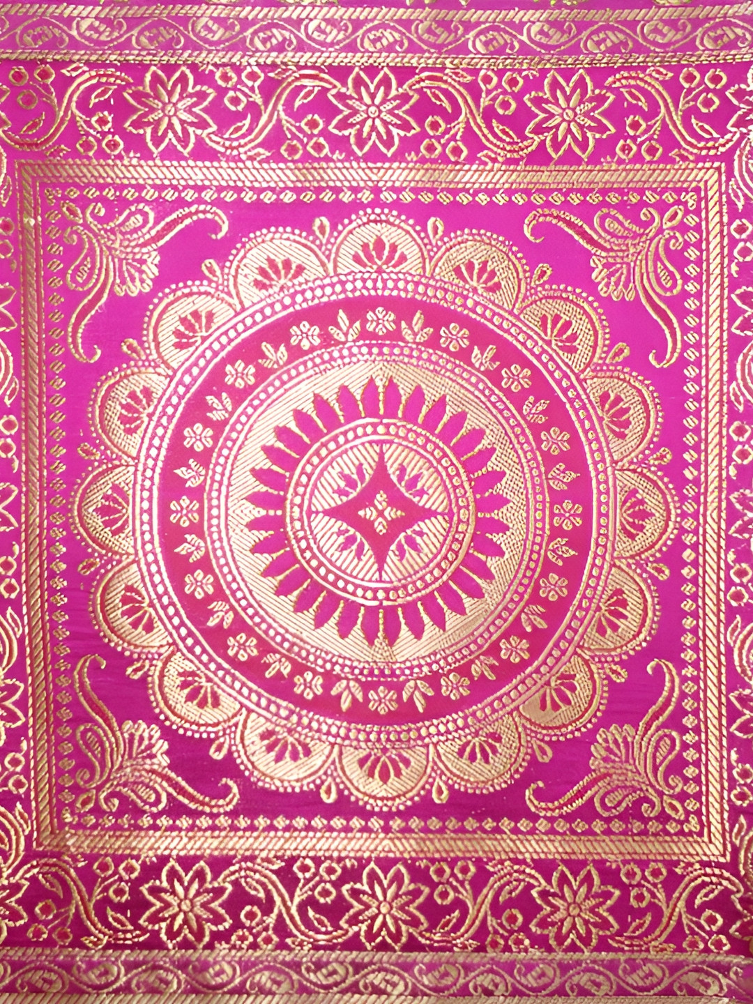 

Lal Haveli Pink & Gold Toned Floral Printed Table Runner