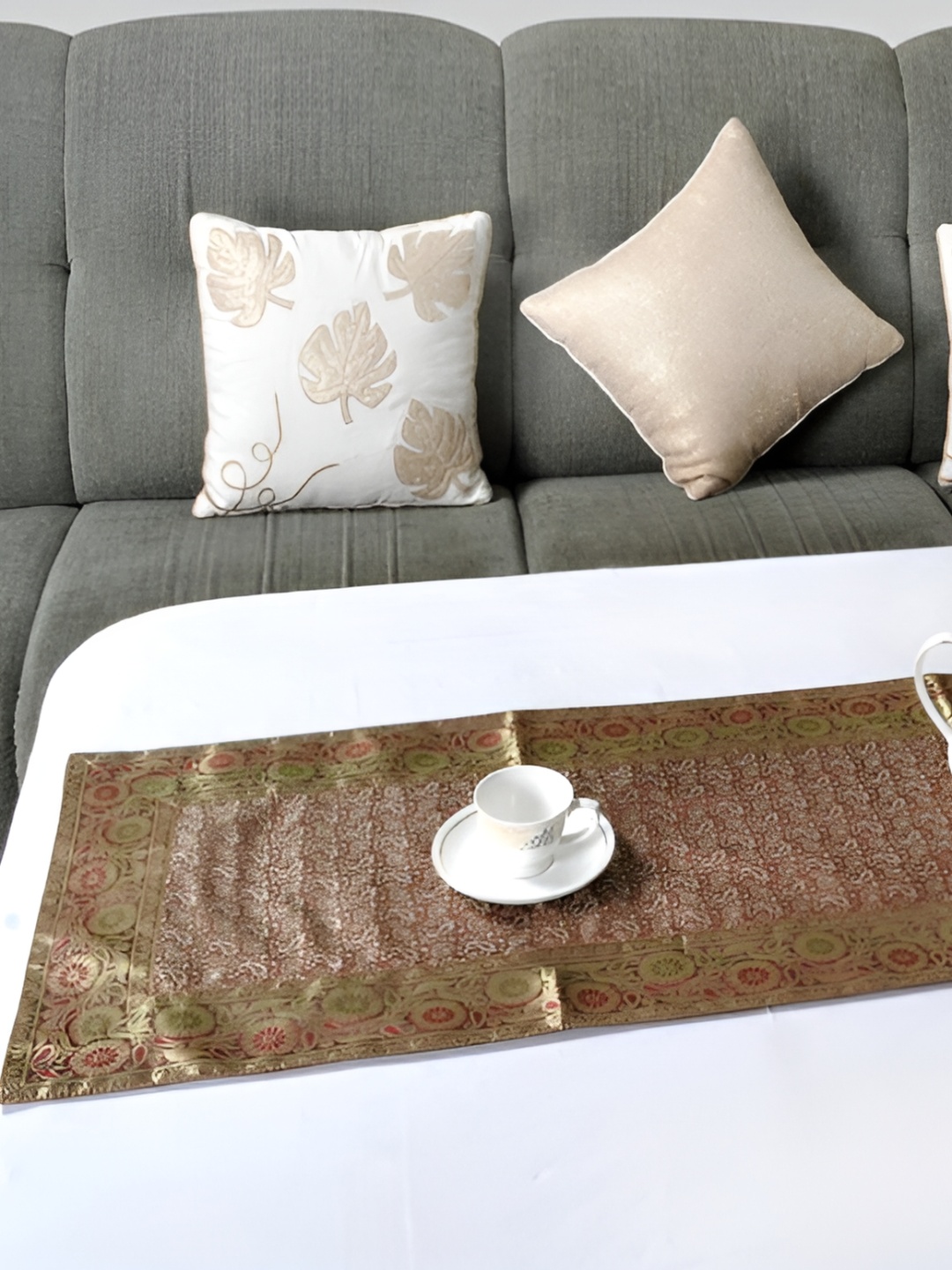 

Lal Haveli Brown & Gold Toned Floral Printed Table Runner