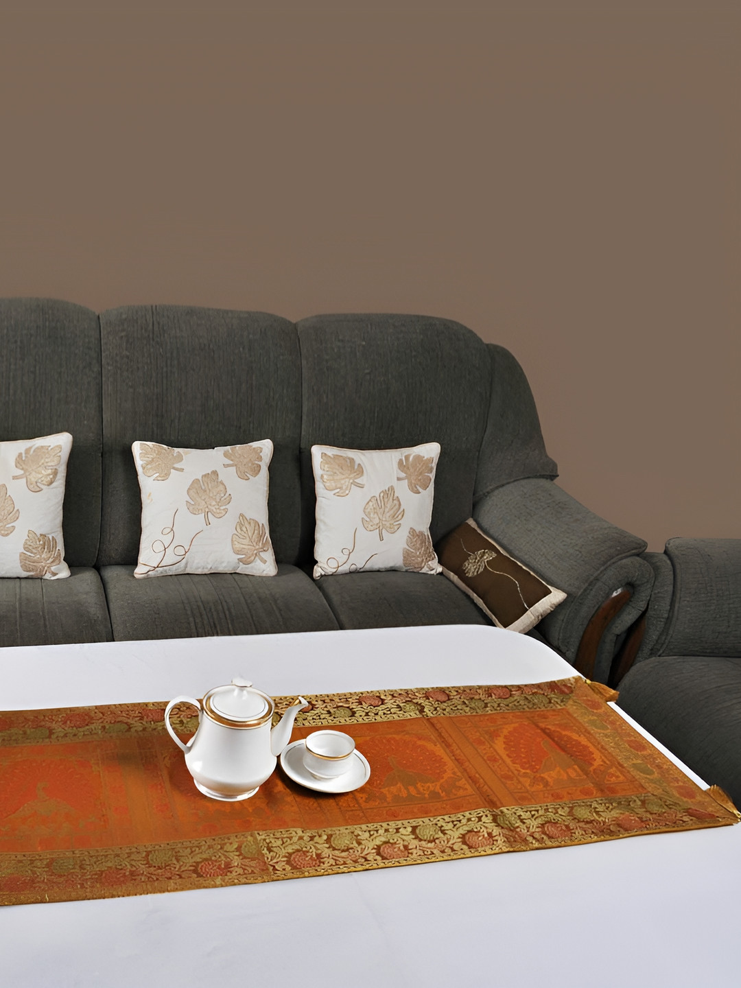 

Lal Haveli Yellow & Gold Toned Floral Printed Table Runner