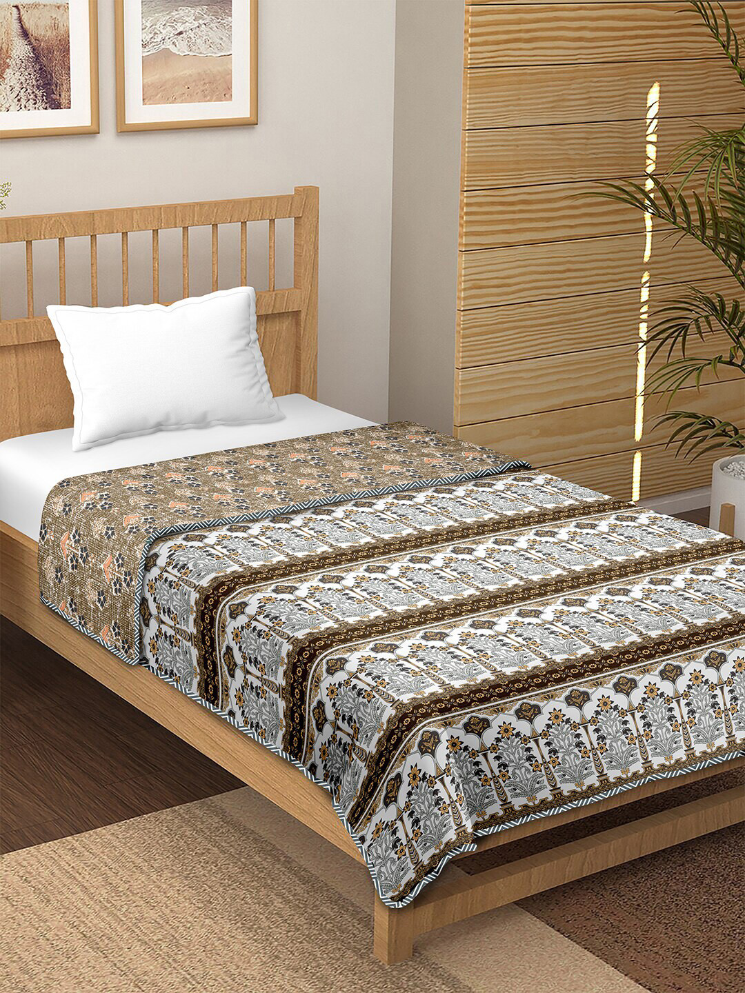 

BELLA CASA Canva Collection Grey Ethnic Motifs Cotton AC Room 150 GSM Single Bed Quilt
