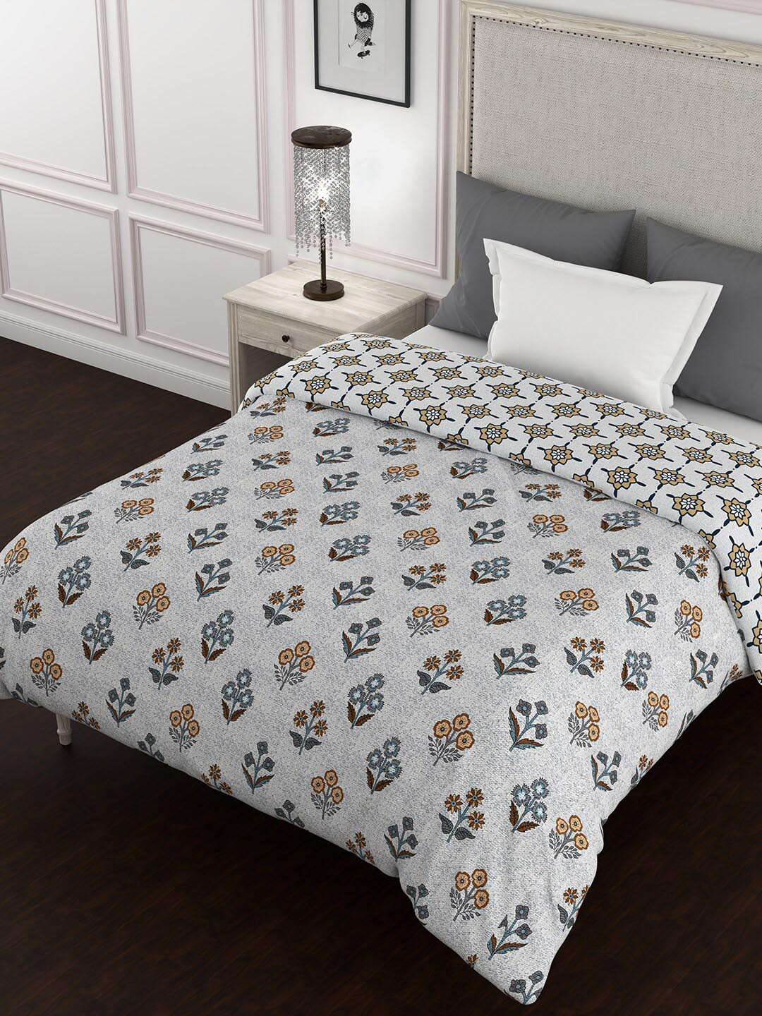 

BELLA CASA Canva Collection Grey Ethnic Motifs Cotton AC Room 150 GSM Single Bed Quilt