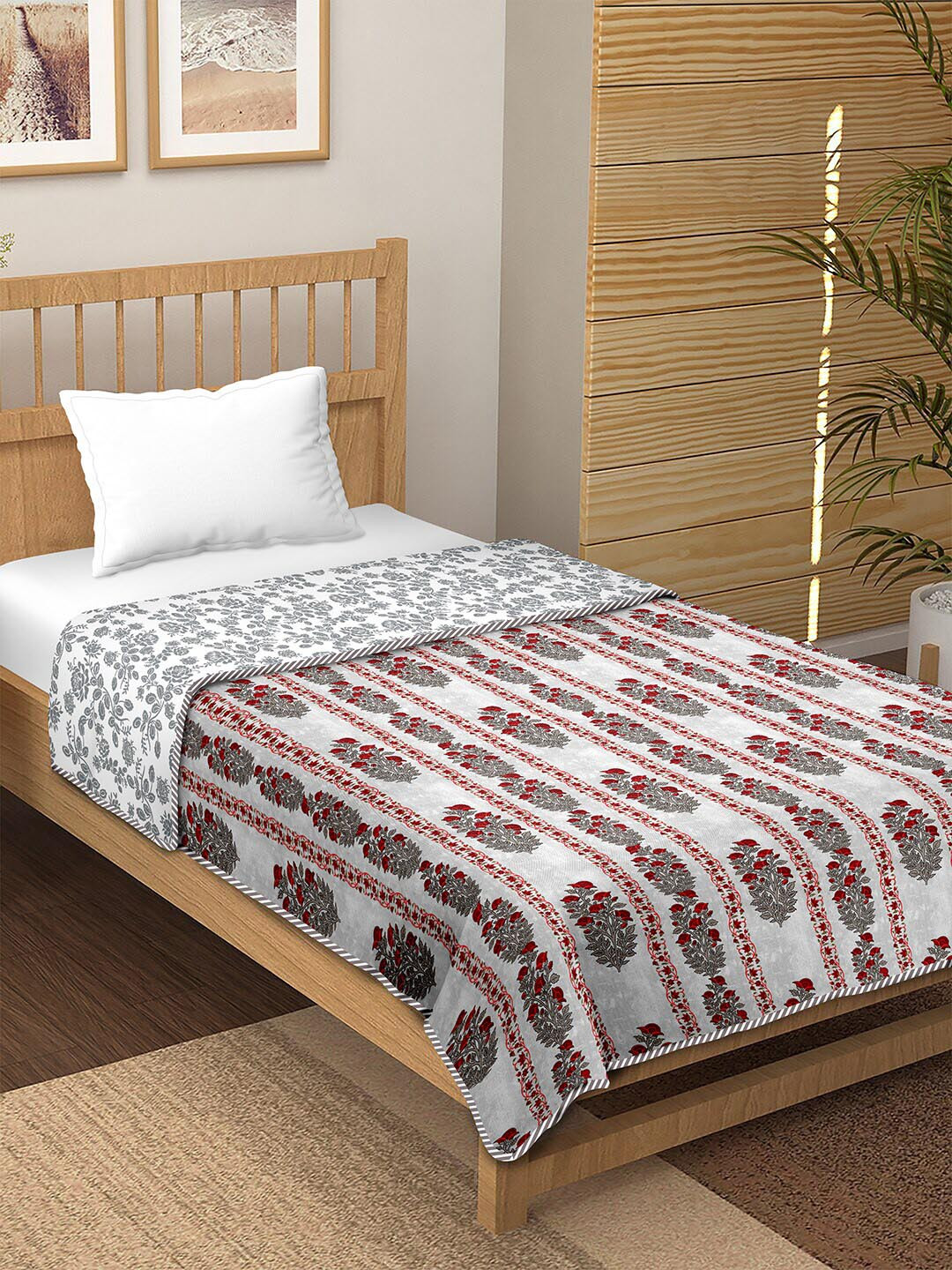 

BELLA CASA Canva Red Ethnic Motifs Cotton AC Room 150 GSM Reversible Single Bed Dohar