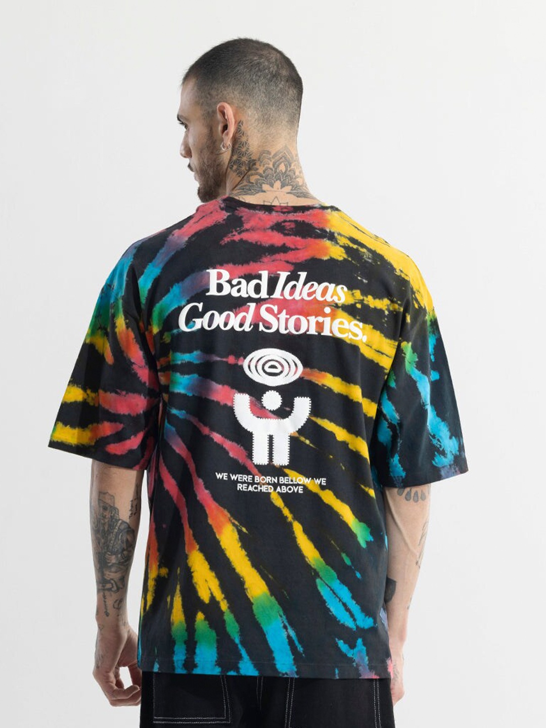 

Snitch Black Graphic Printed Drop-Shoulder Sleeves Oversized Cotton T-shirt