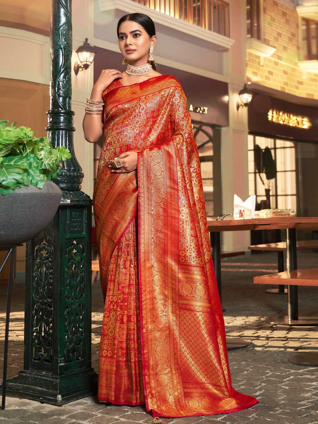 

Riwazo Ethnic Motifs Woven Design Zari Banarasi Saree, Red