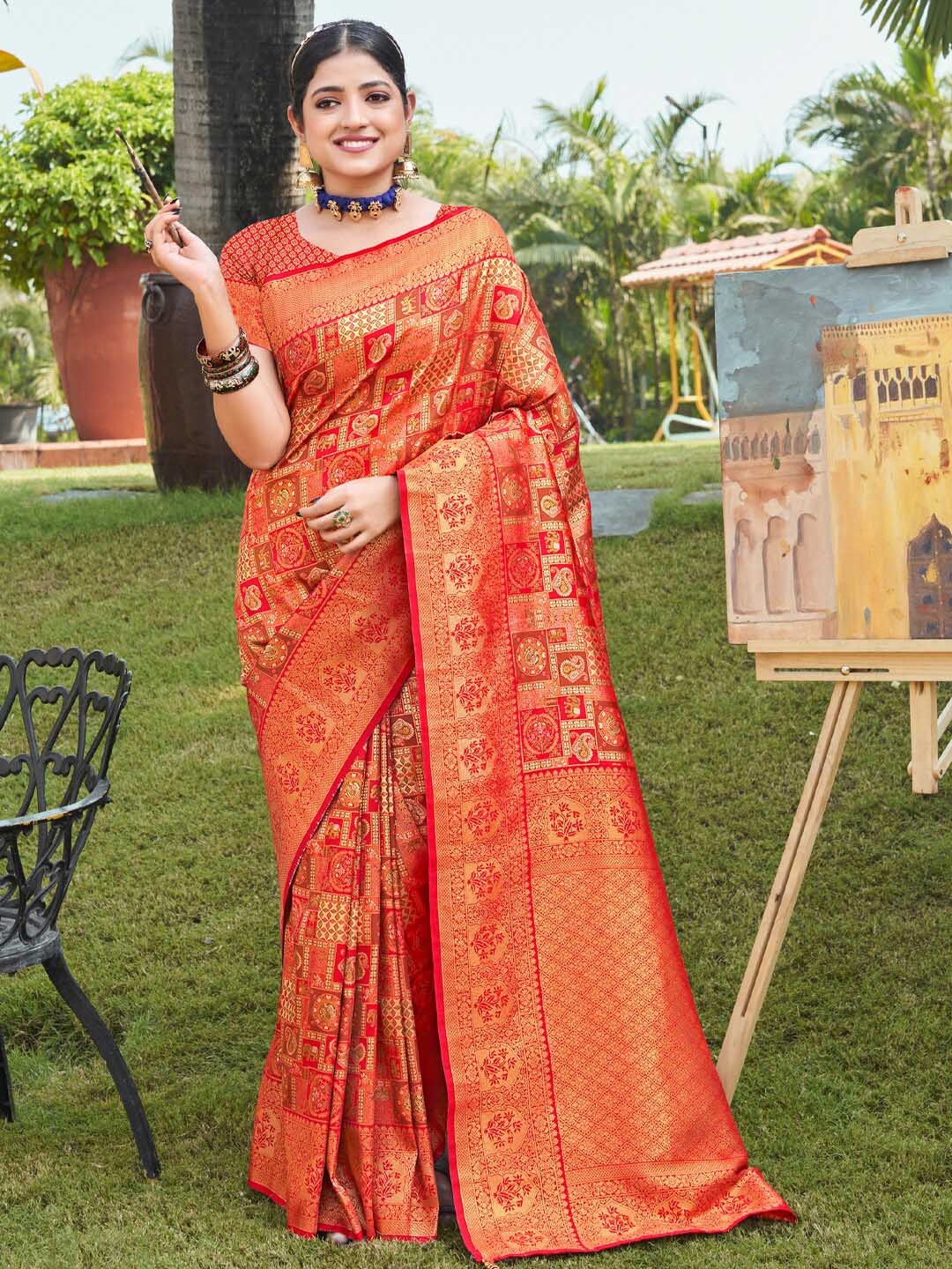 

Riwazo Ethnic Motifs Woven Design Zari Banarasi Saree, Red