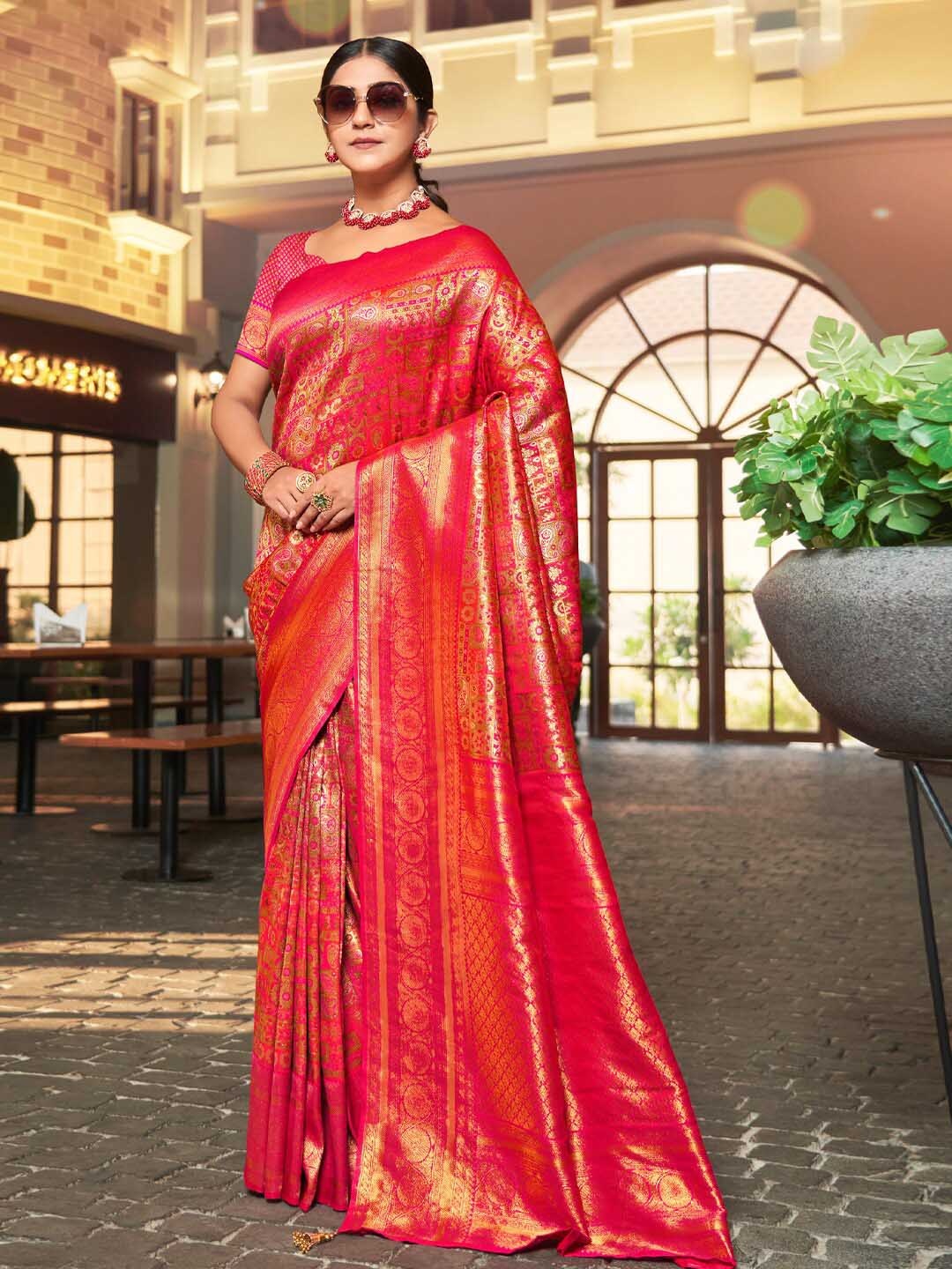 

Riwazo Silk Blend Banarasi Saree, Pink