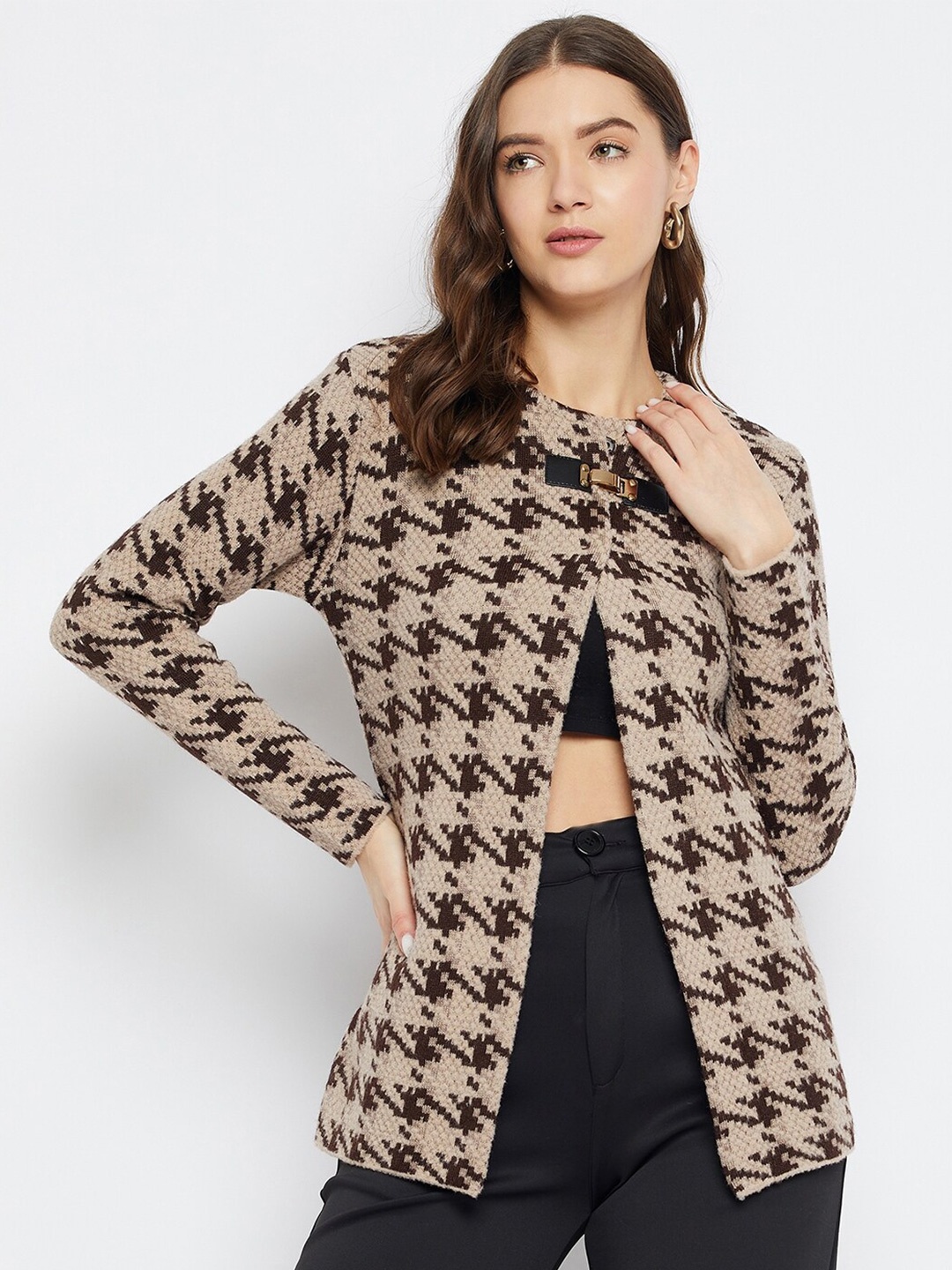 

Zigo Geometric Self Design Woollen Cardigan Sweater, Coffee brown
