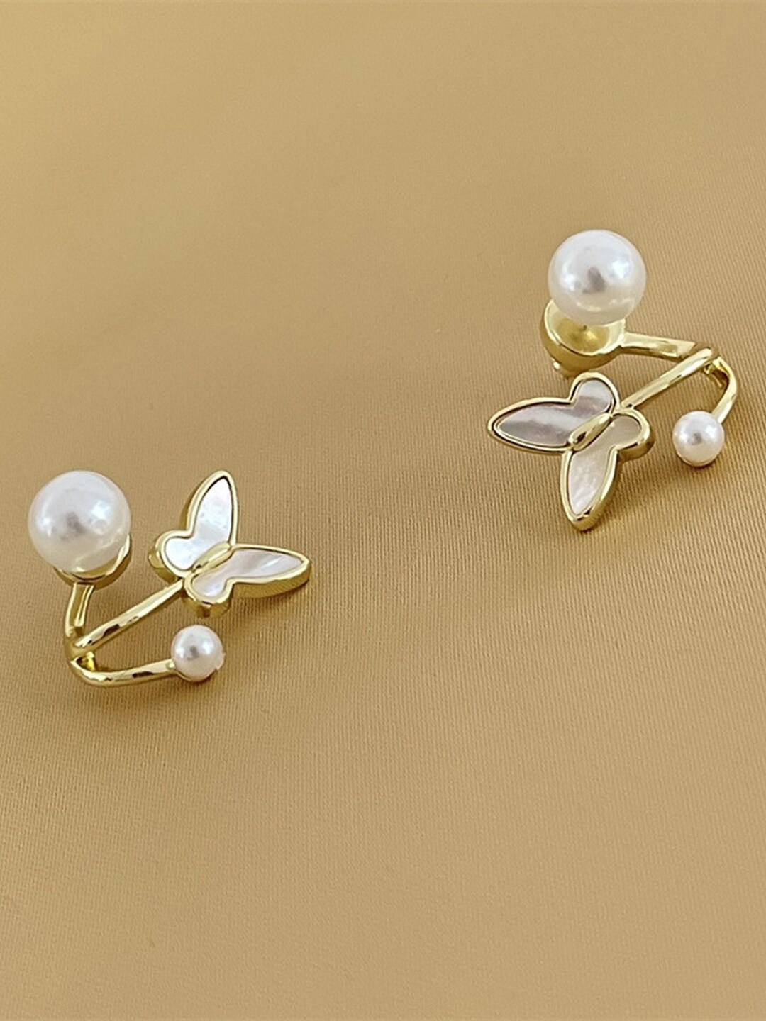 

FIMBUL White & Gold-Toned Butterfly Wings Studs Earrings