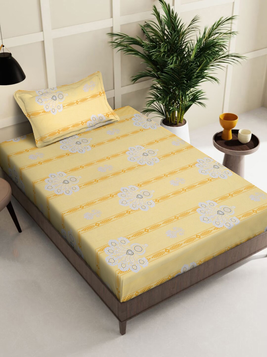 

KLOTTHE Yellow & Blue Printed Pure Cotton 400 TC Fitted Single Bedsheet With Pillow Cover