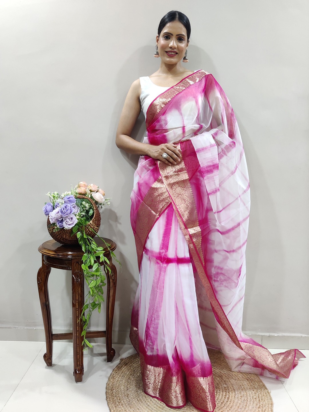 

ZILVIRA Woven Design Organza Designer Banarasi Saree, White