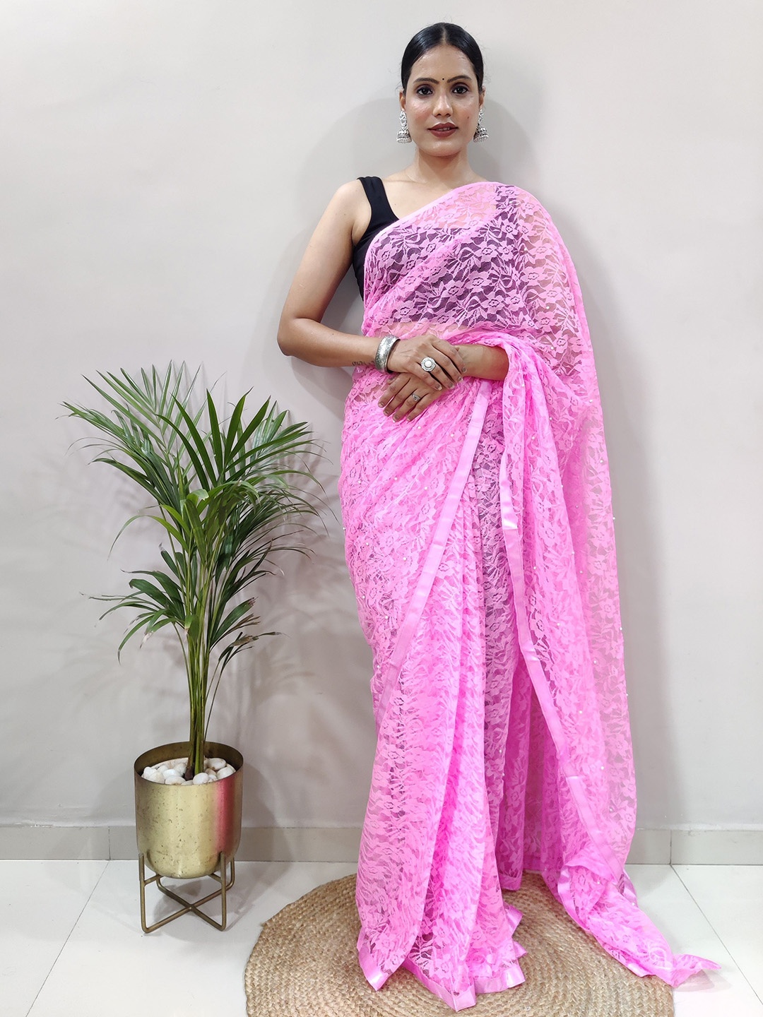 

ZILVIRA Woven Design Net Designer Banarasi Saree, Pink