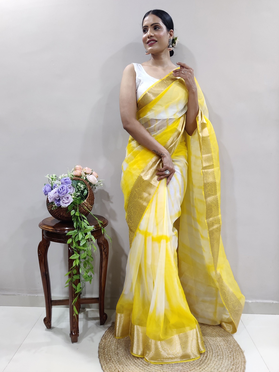 

ZILVIRA Woven Design Organza Designer Banarasi Saree, Yellow