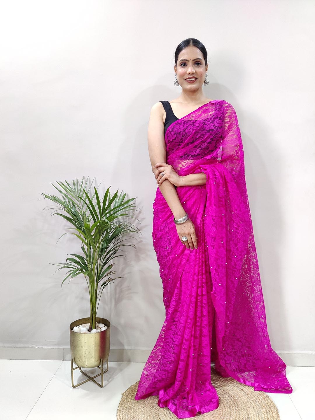 

ZILVIRA Woven Design Net Designer Banarasi Saree, Pink