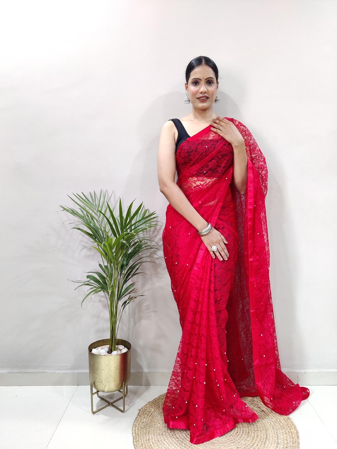 

ZILVIRA Woven Design Net Designer Banarasi Saree, Red