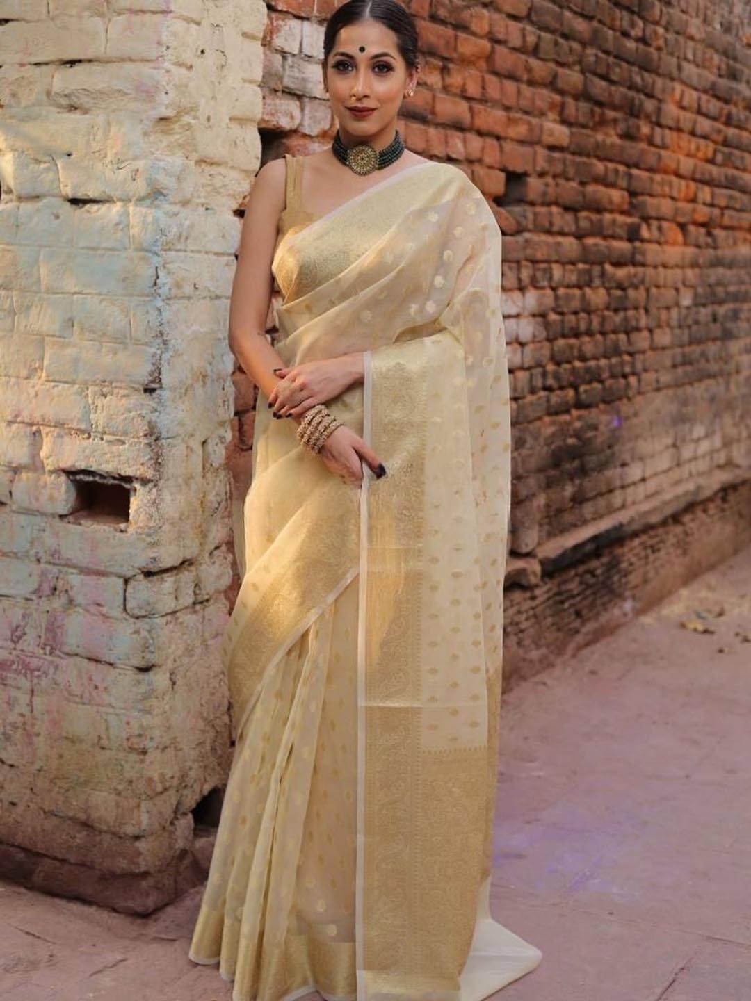 

ZILVIRA Zari Ethnic Motifs Woven Design Organza Banarasi Saree, Cream