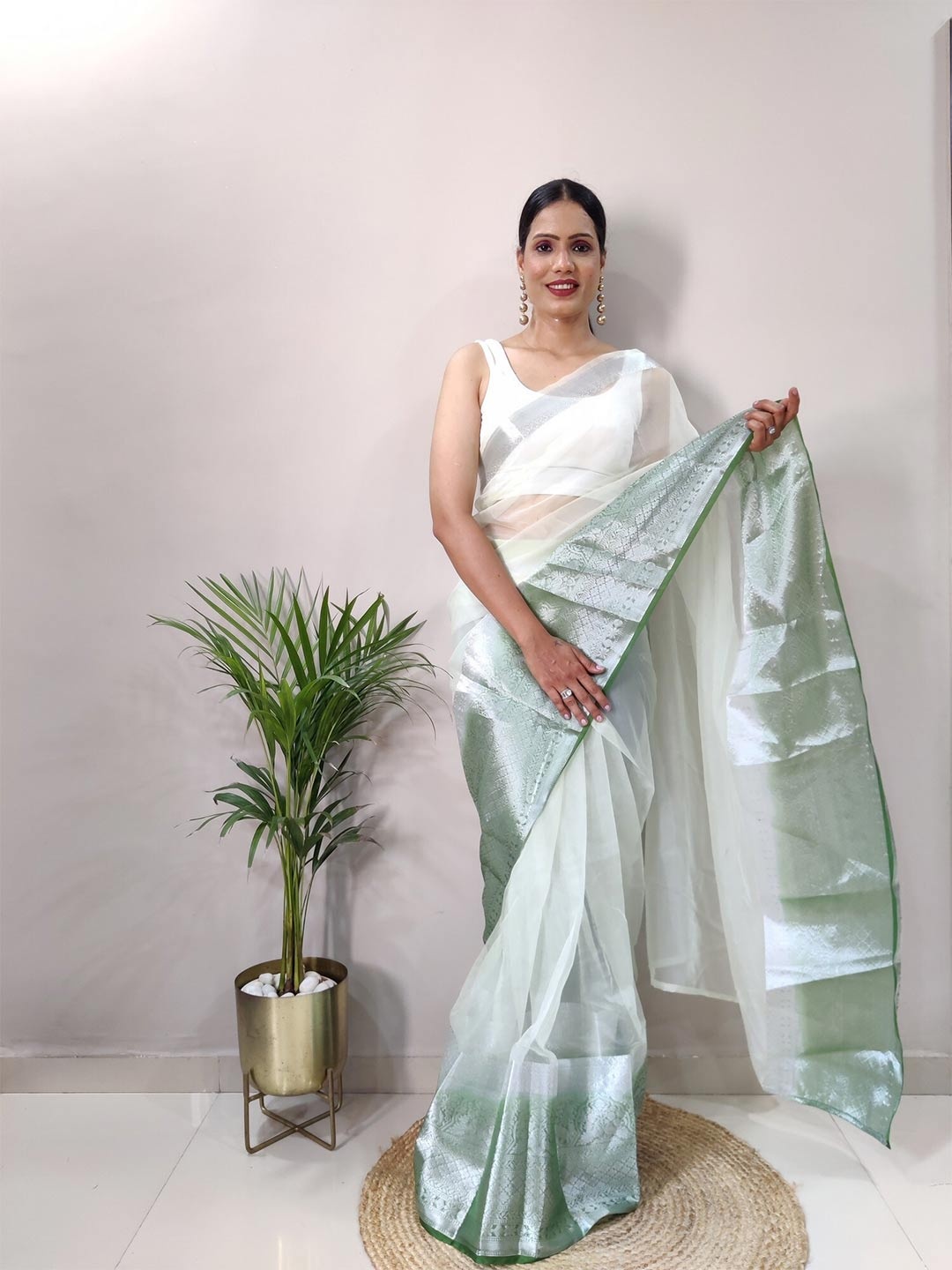 PHEASANT Woven Design Organza Designer Banarasi Saree, Green