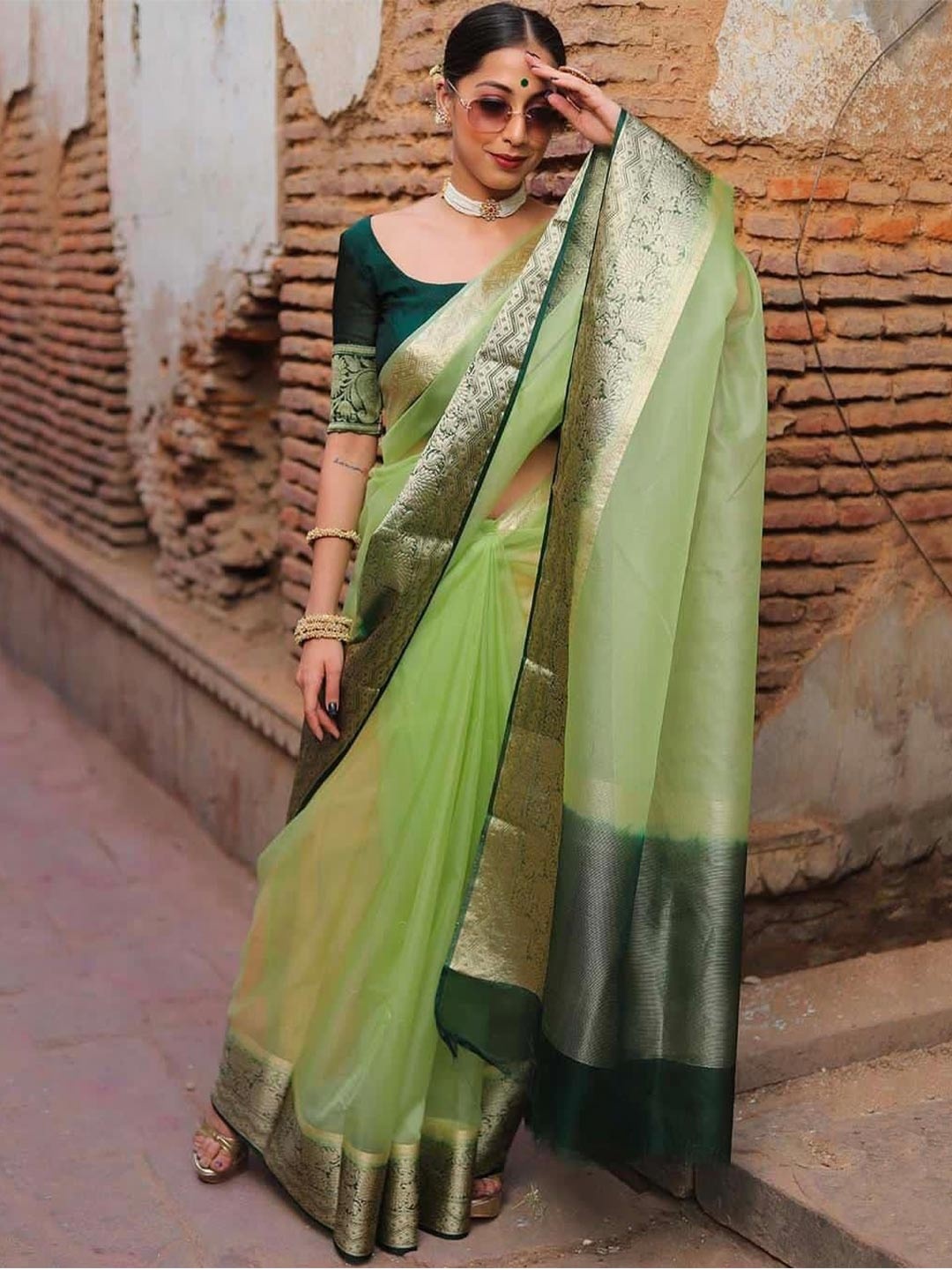 PHEASANT Woven Design Organza Designer Banarasi Saree, Green