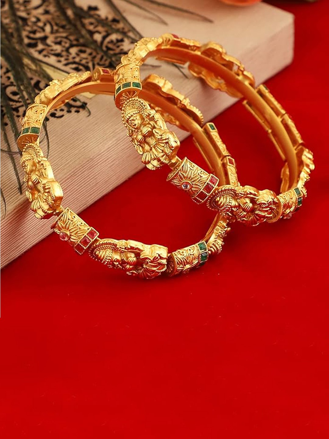 

MANSIYAORANGE Set Of 6 Gold-Plated Kempu Studded Bangle