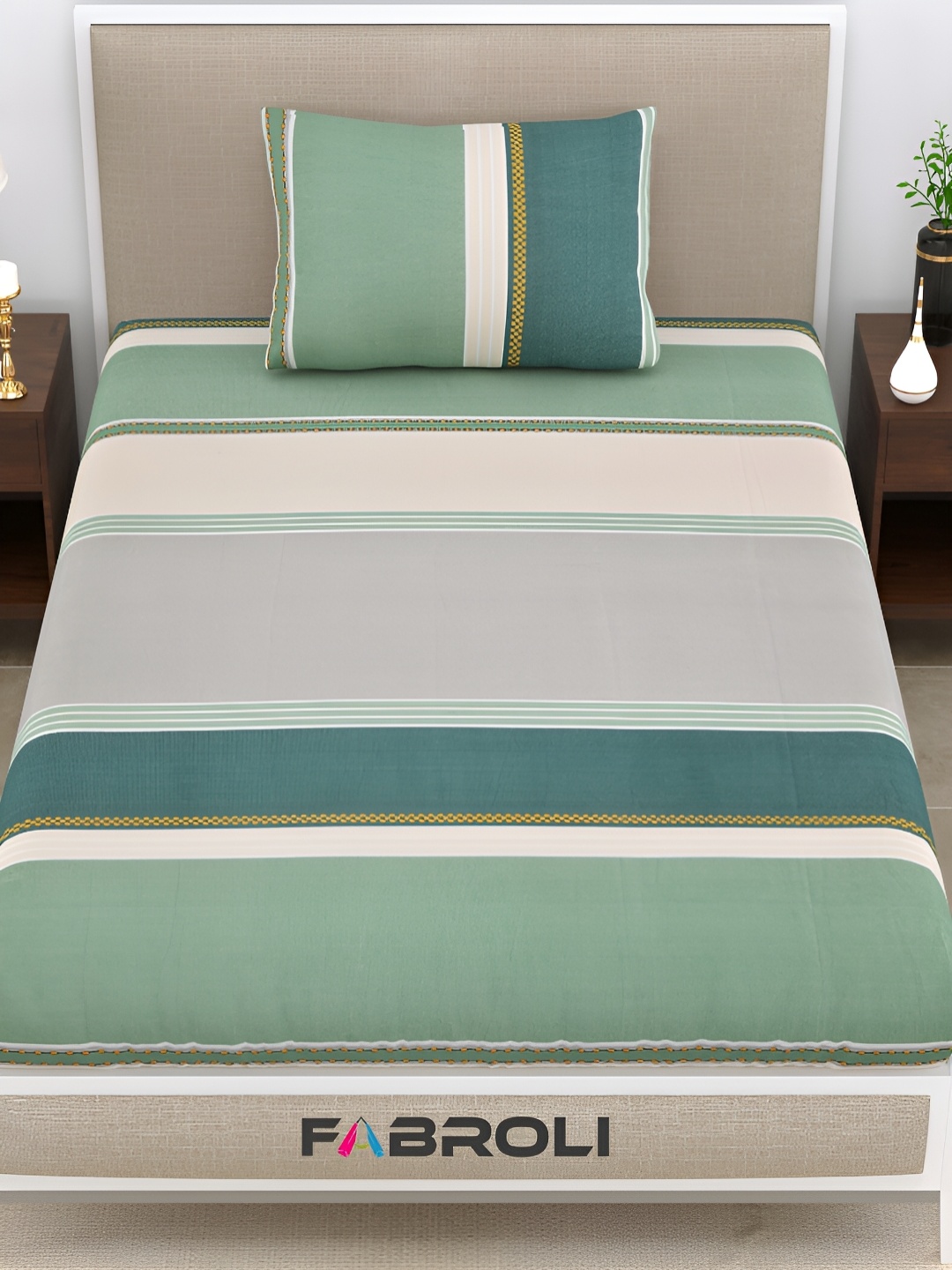 

FABROLI Green 300 TC Single Bedsheet with Pillow Covers